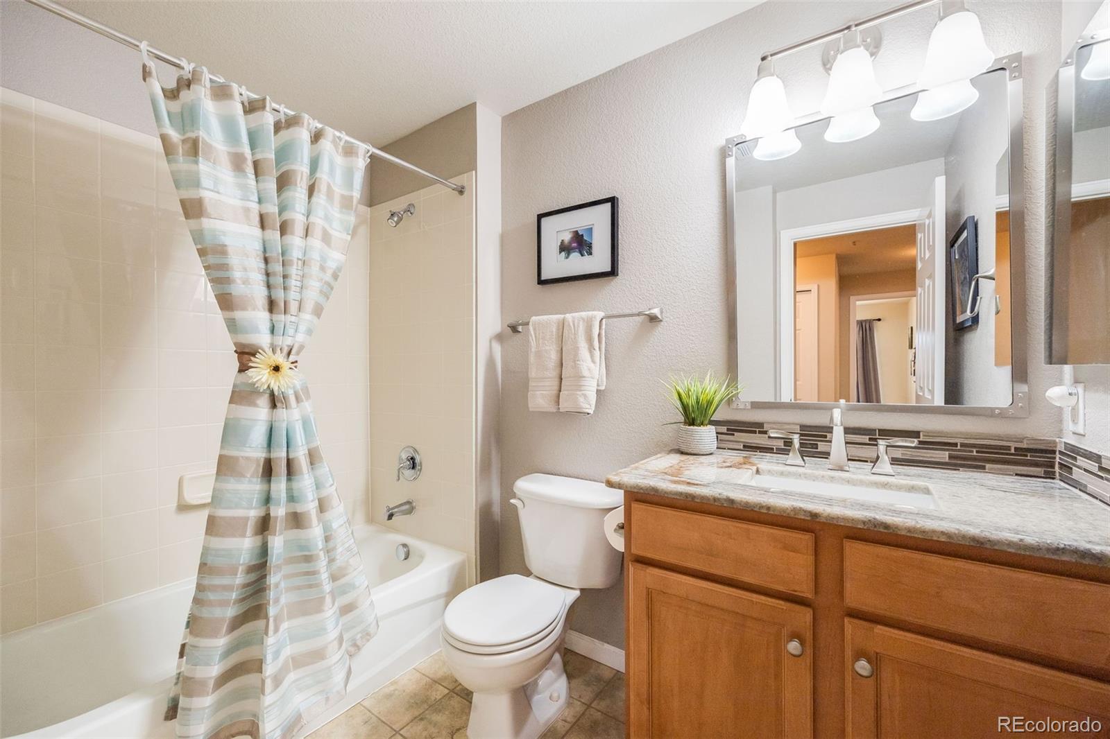 14190 Sun Blaze Loop Unit: E