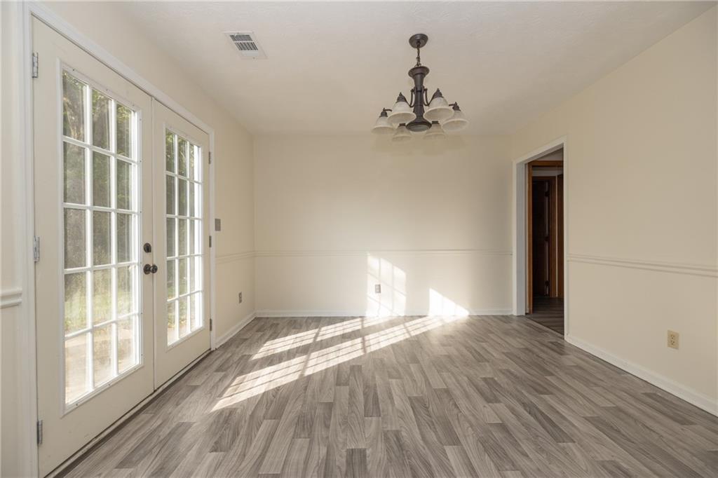 427 Lee Road 219