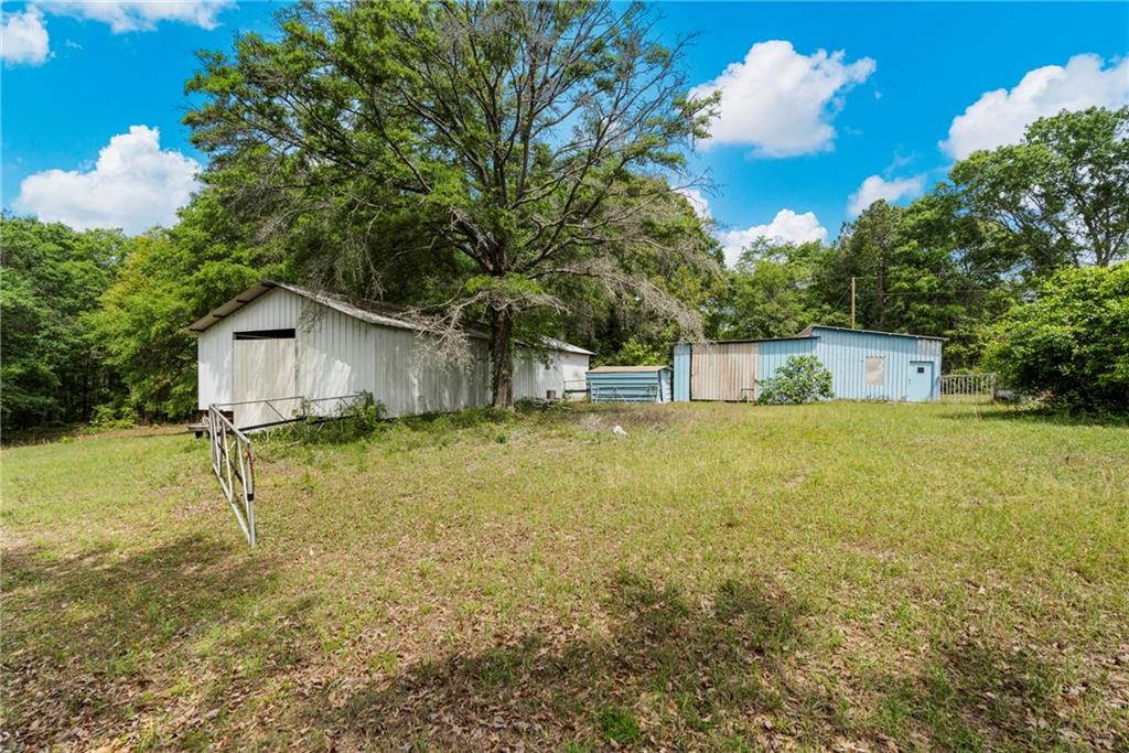 1810 Highway 165