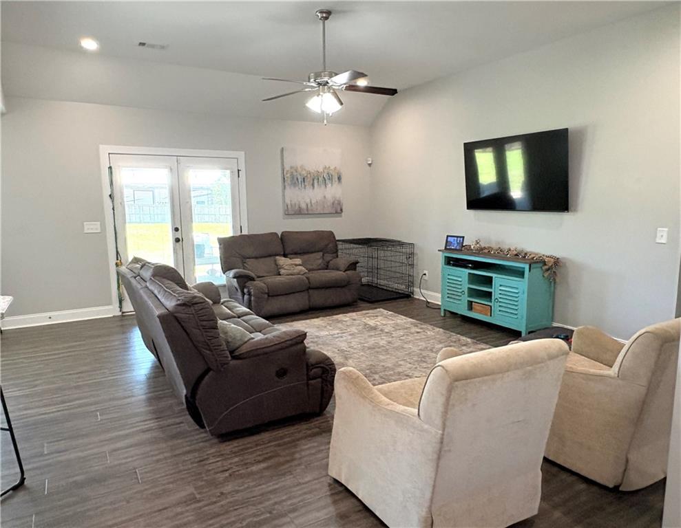 302 Pittman White Road