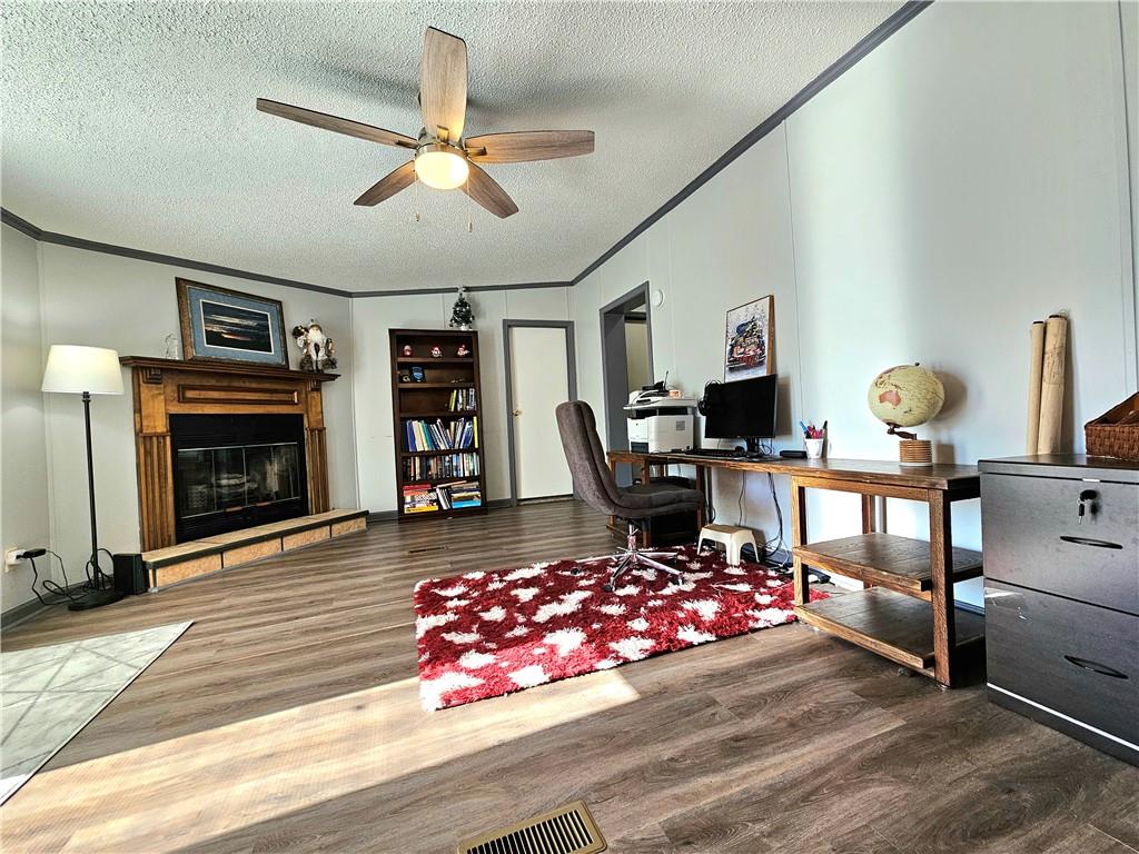 126 Lee Road 236