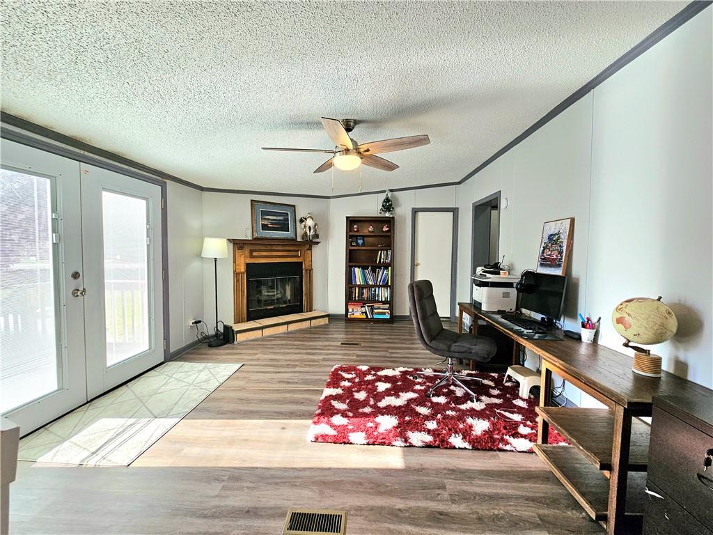 126 Lee Road 236
