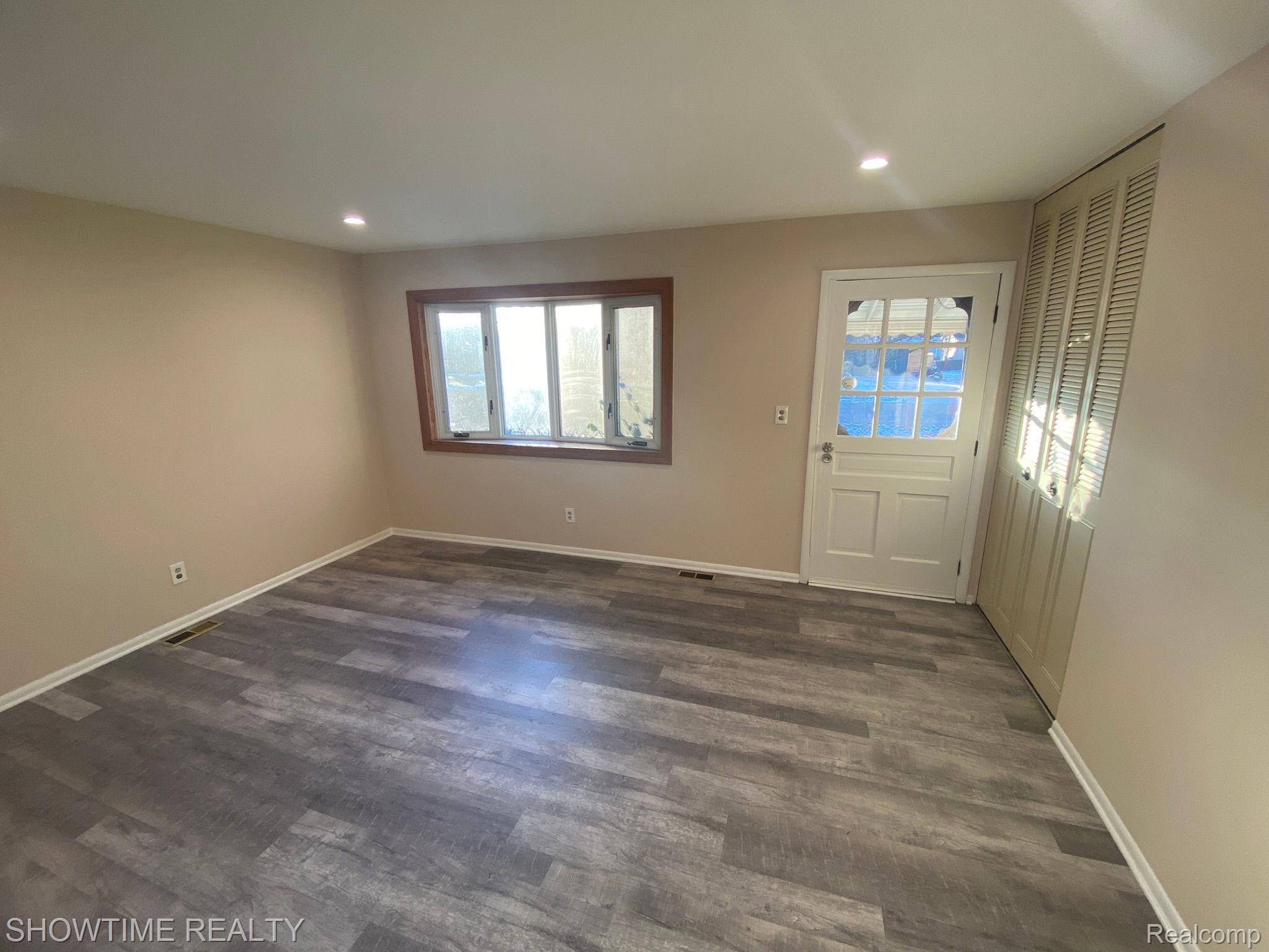 21338 WHITTINGTON Street