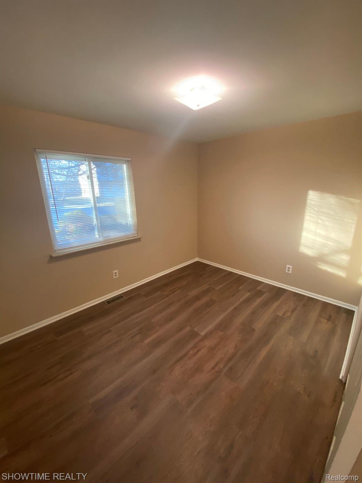 21338 WHITTINGTON Street