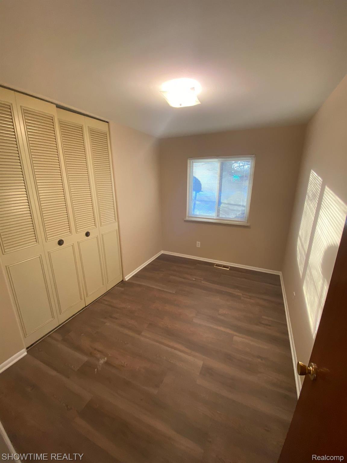 21338 WHITTINGTON Street