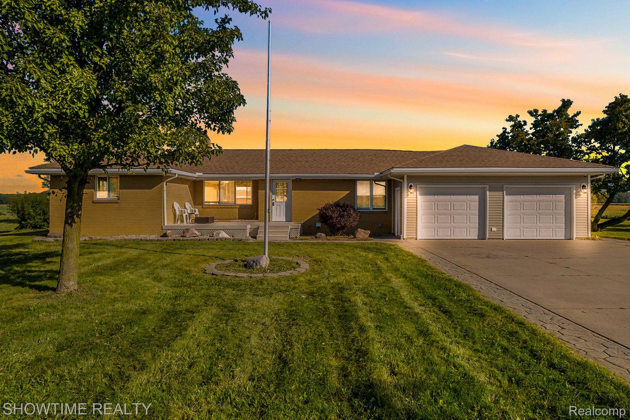 10098 W PIERSON Road