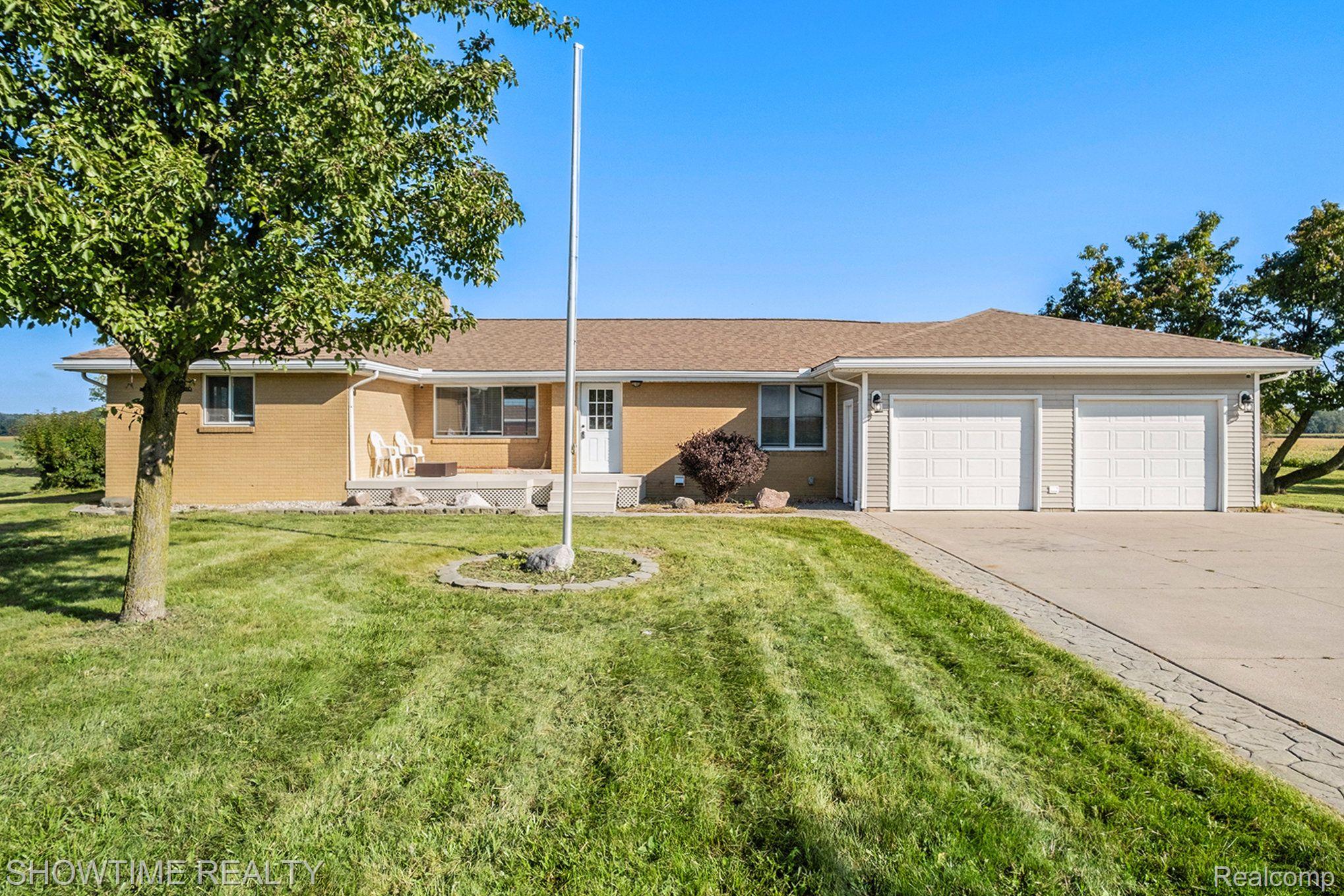 10098 W PIERSON Road