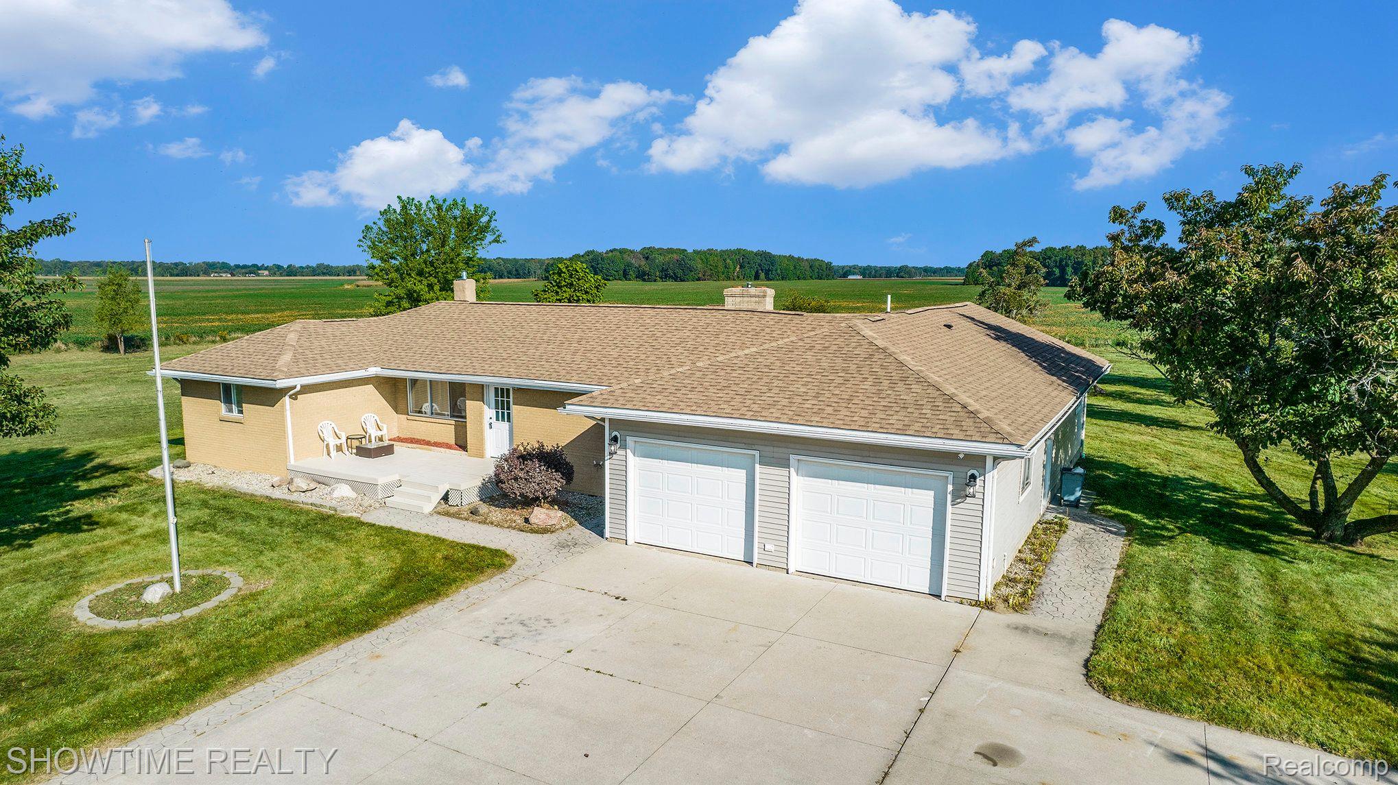 10098 W PIERSON Road