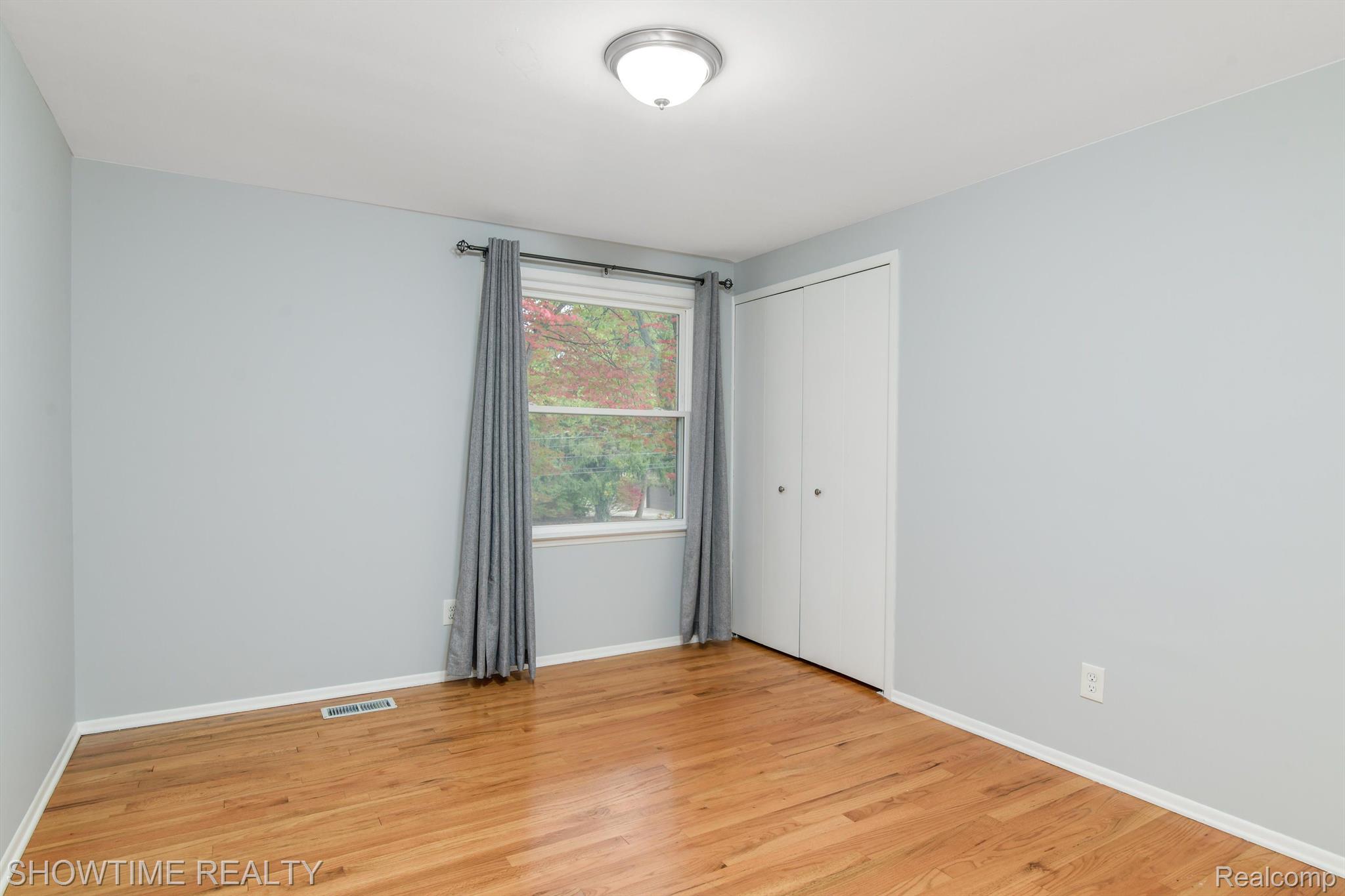 19242 MACINTOSH Drive