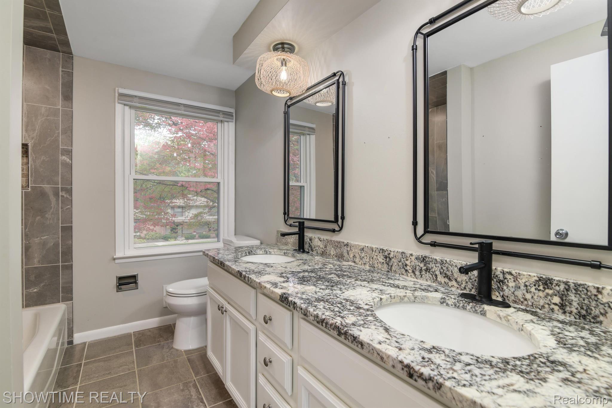 19242 MACINTOSH Drive