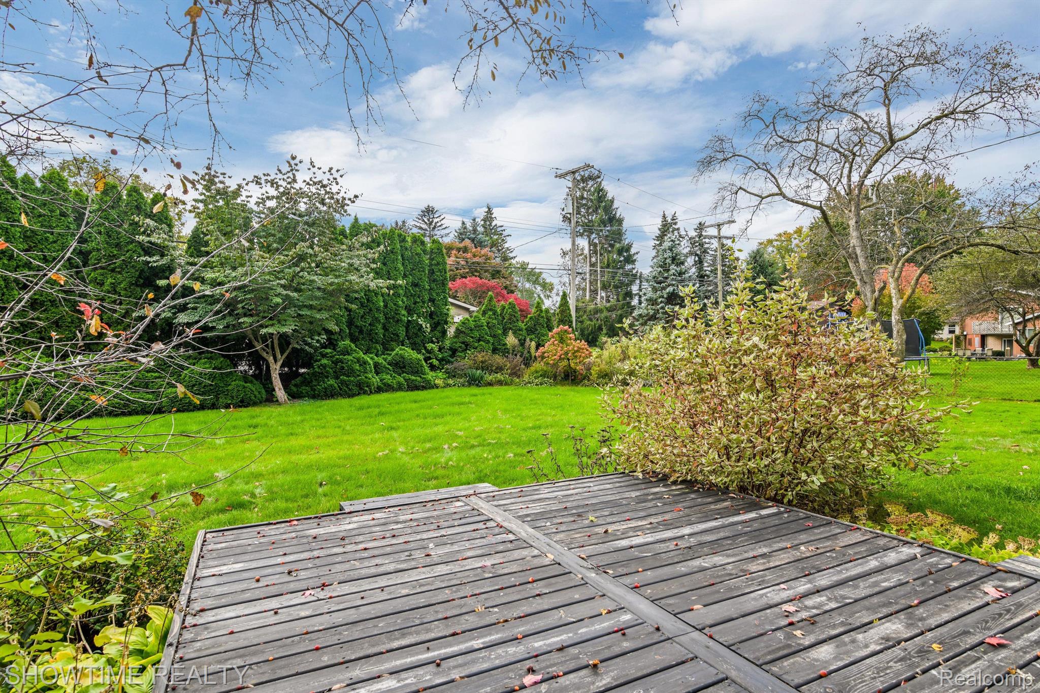 19242 MACINTOSH Drive