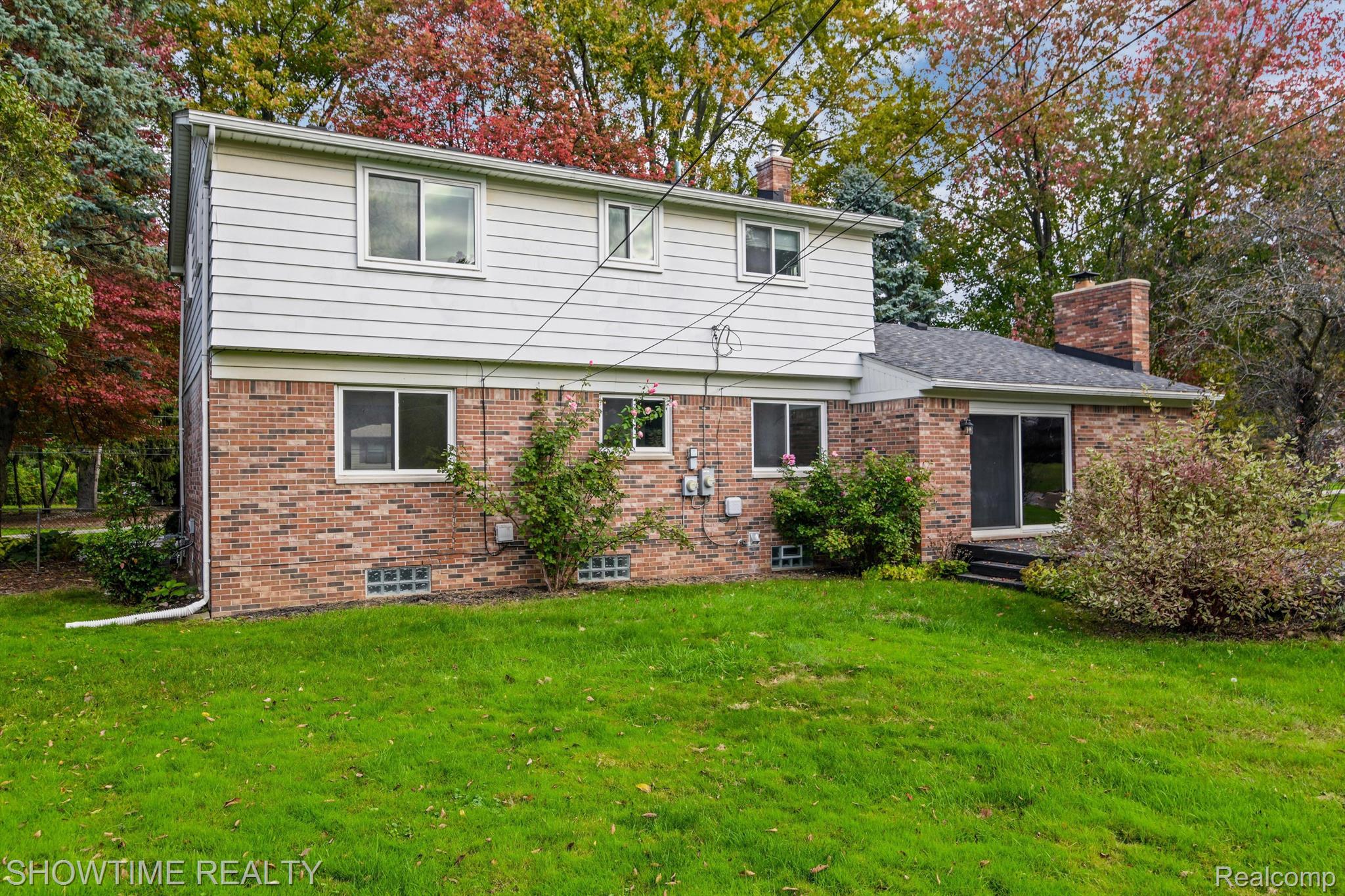 19242 MACINTOSH Drive