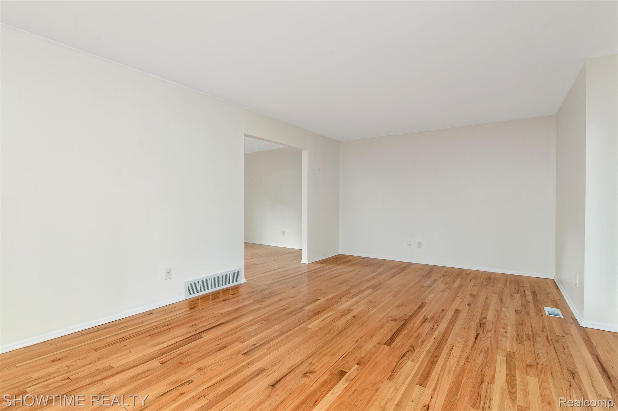 19242 MACINTOSH Drive