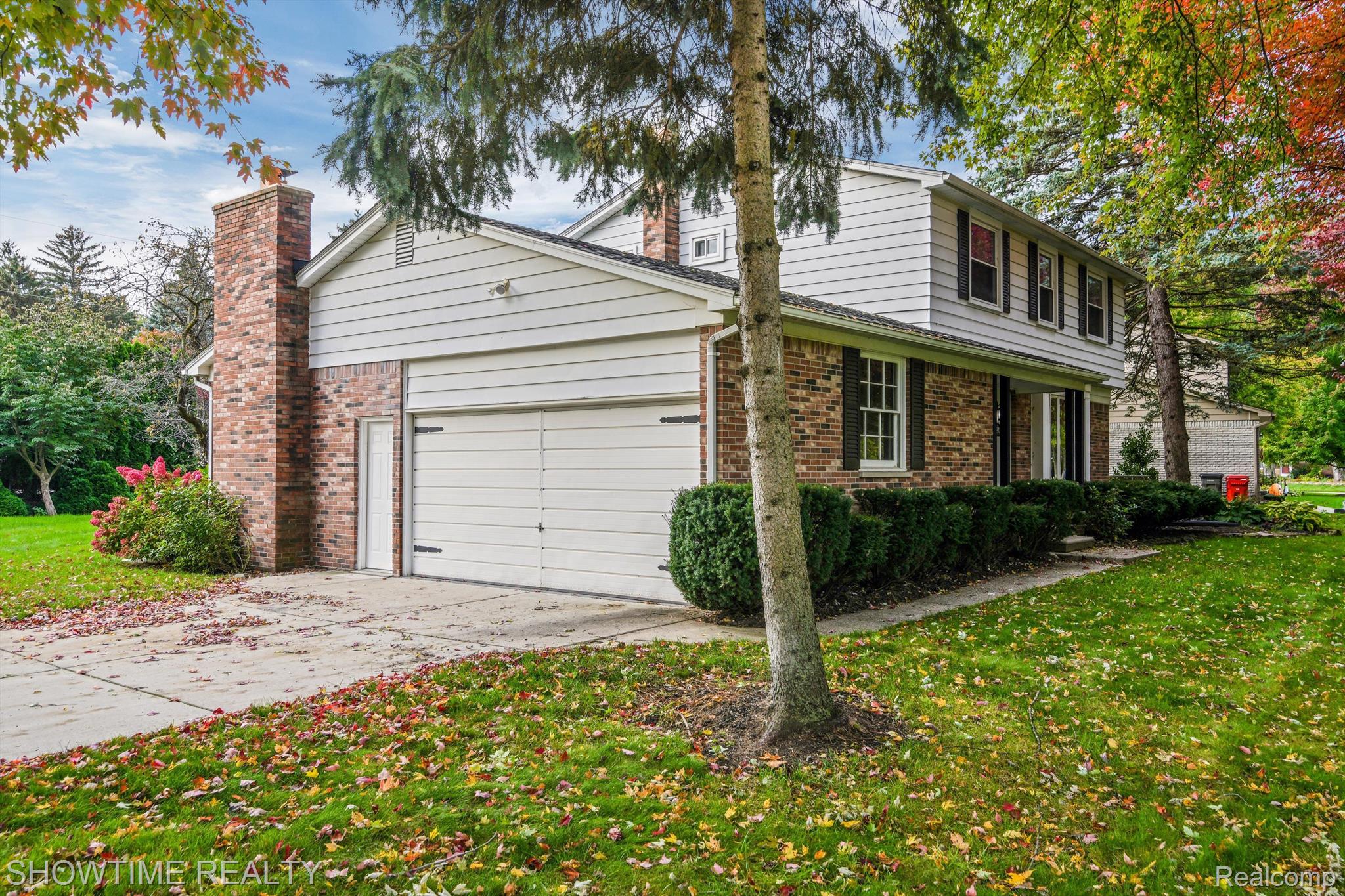 19242 MACINTOSH Drive