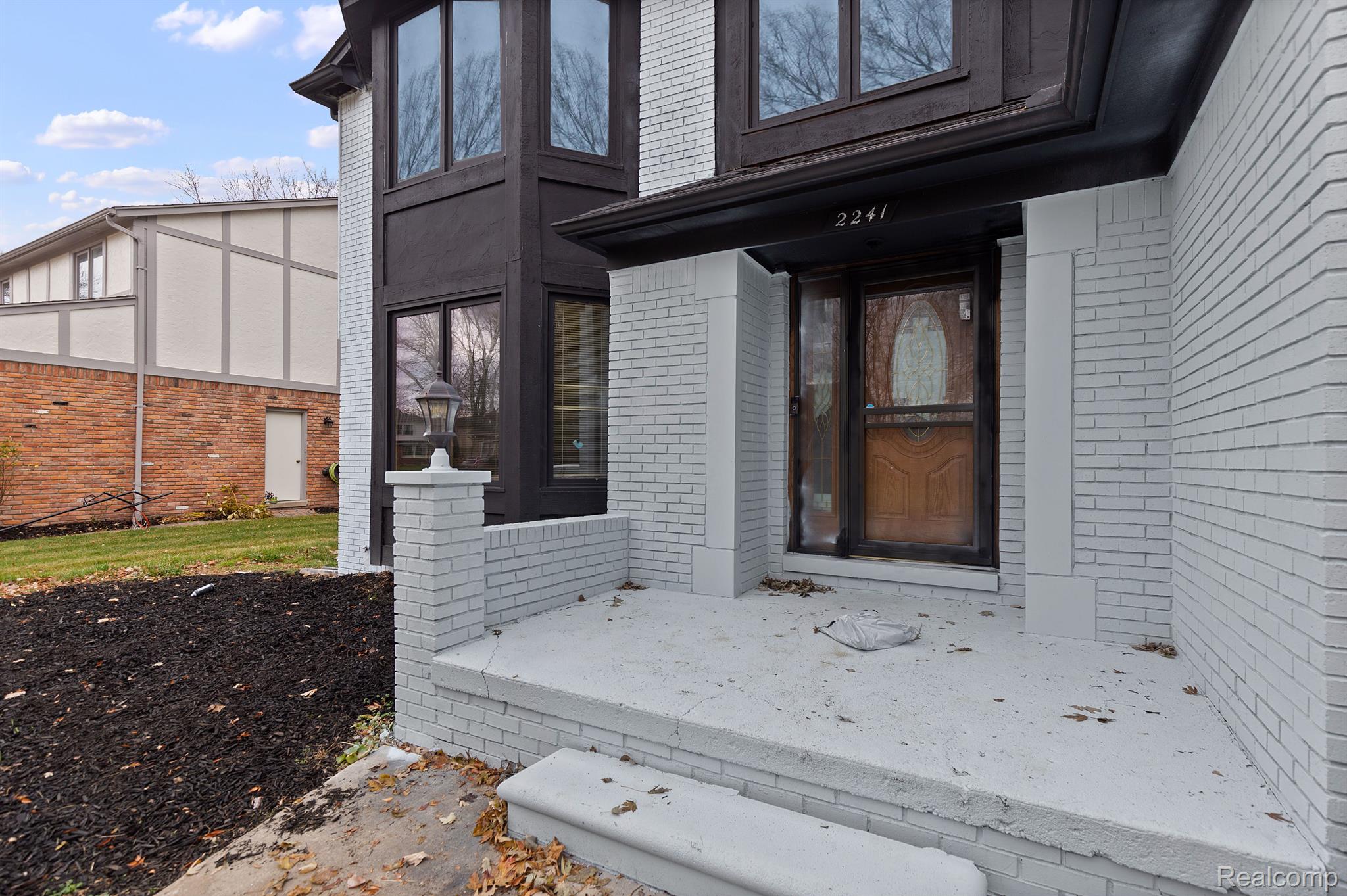 2241 NORMANDY Drive
