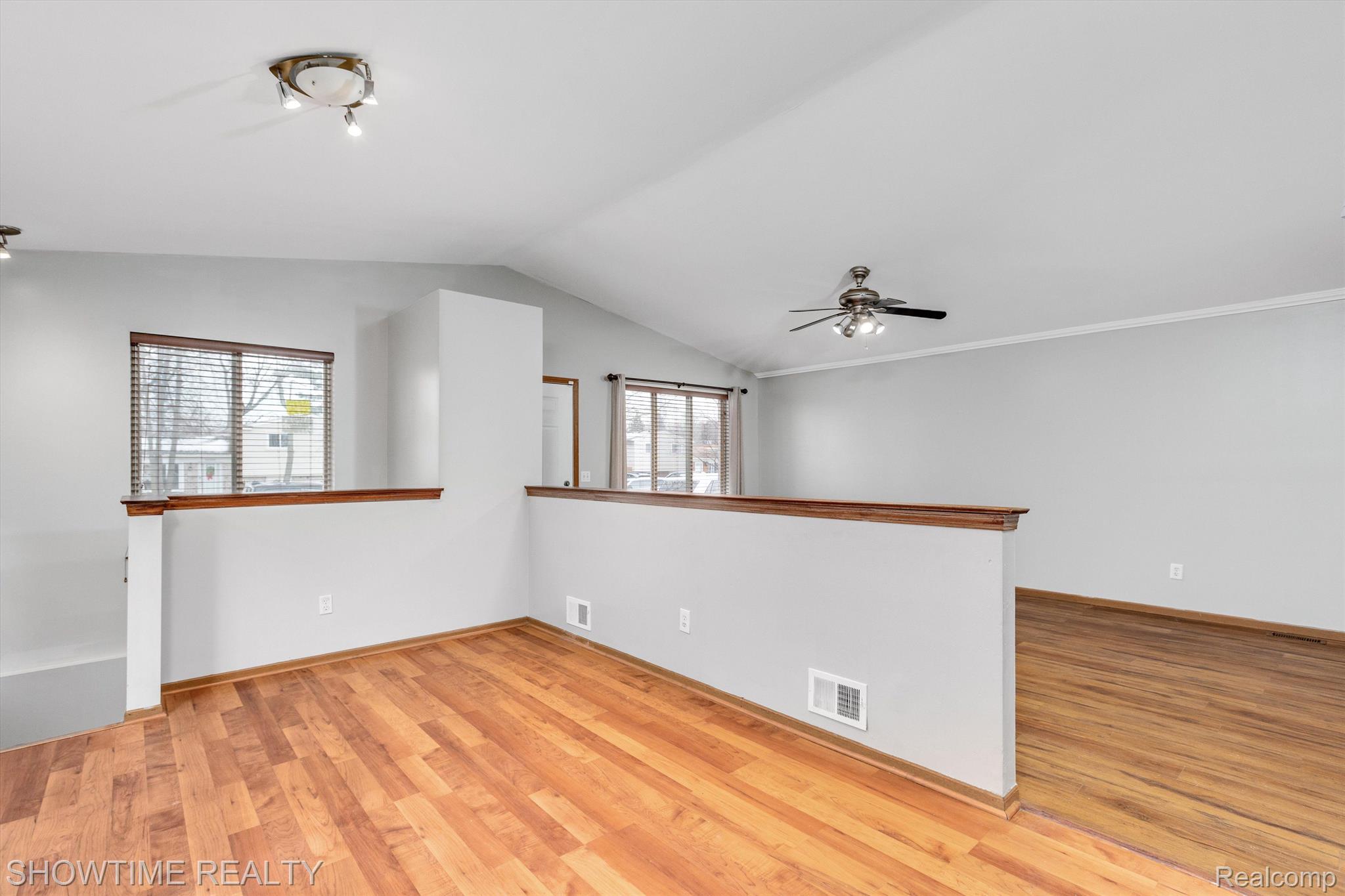 28599 WAUKETA Avenue