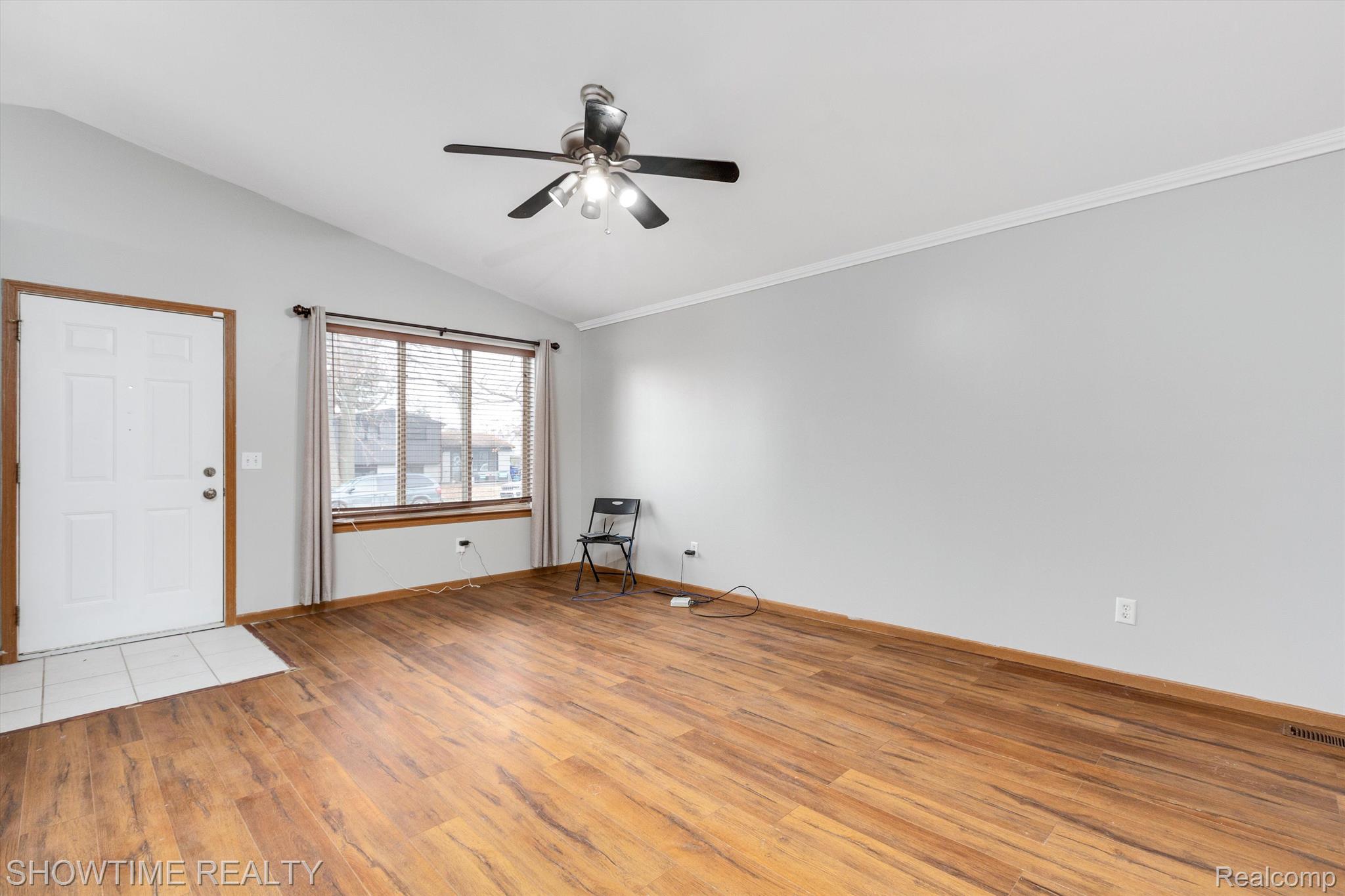 28599 WAUKETA Avenue