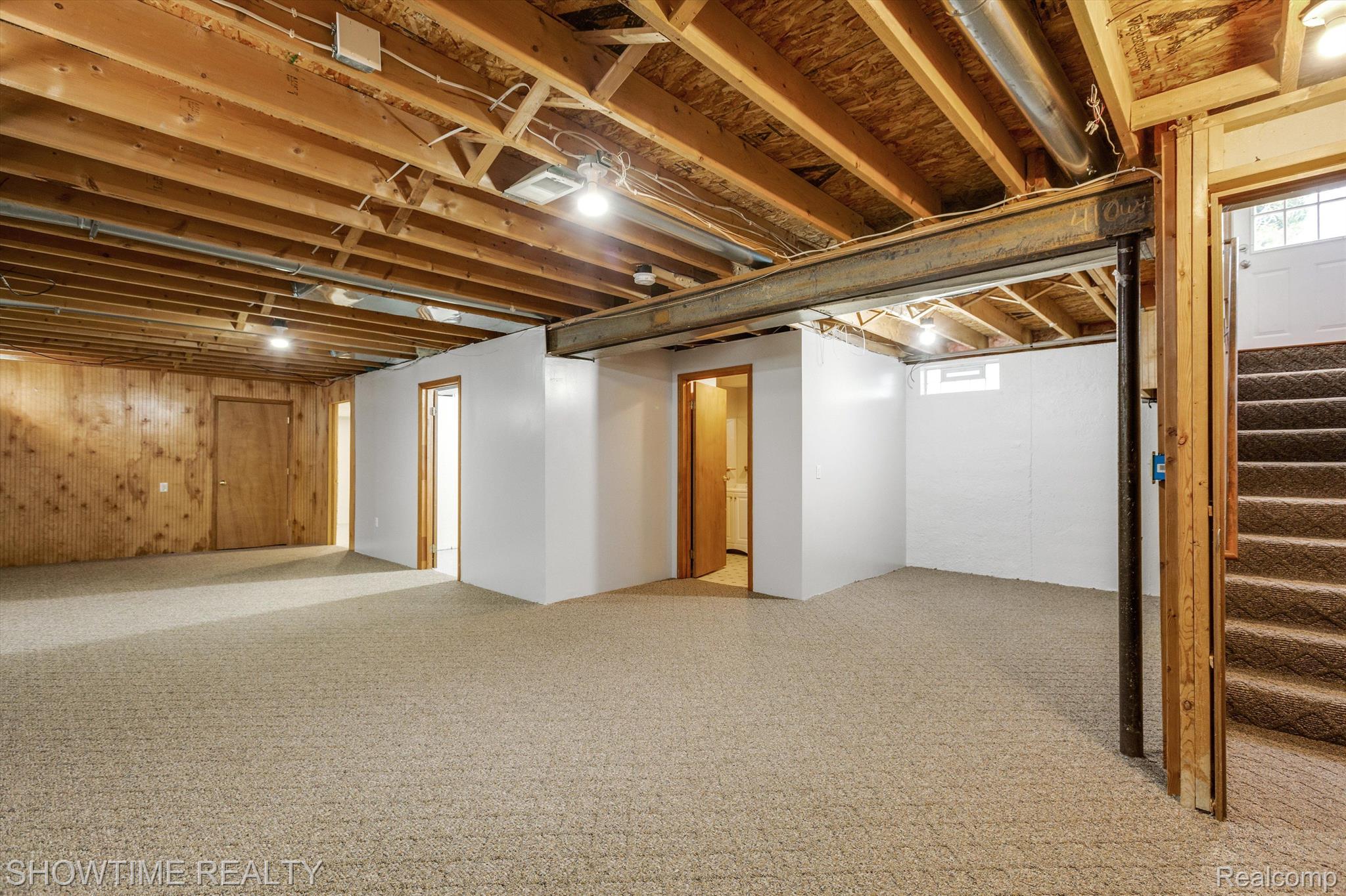 28599 WAUKETA Avenue