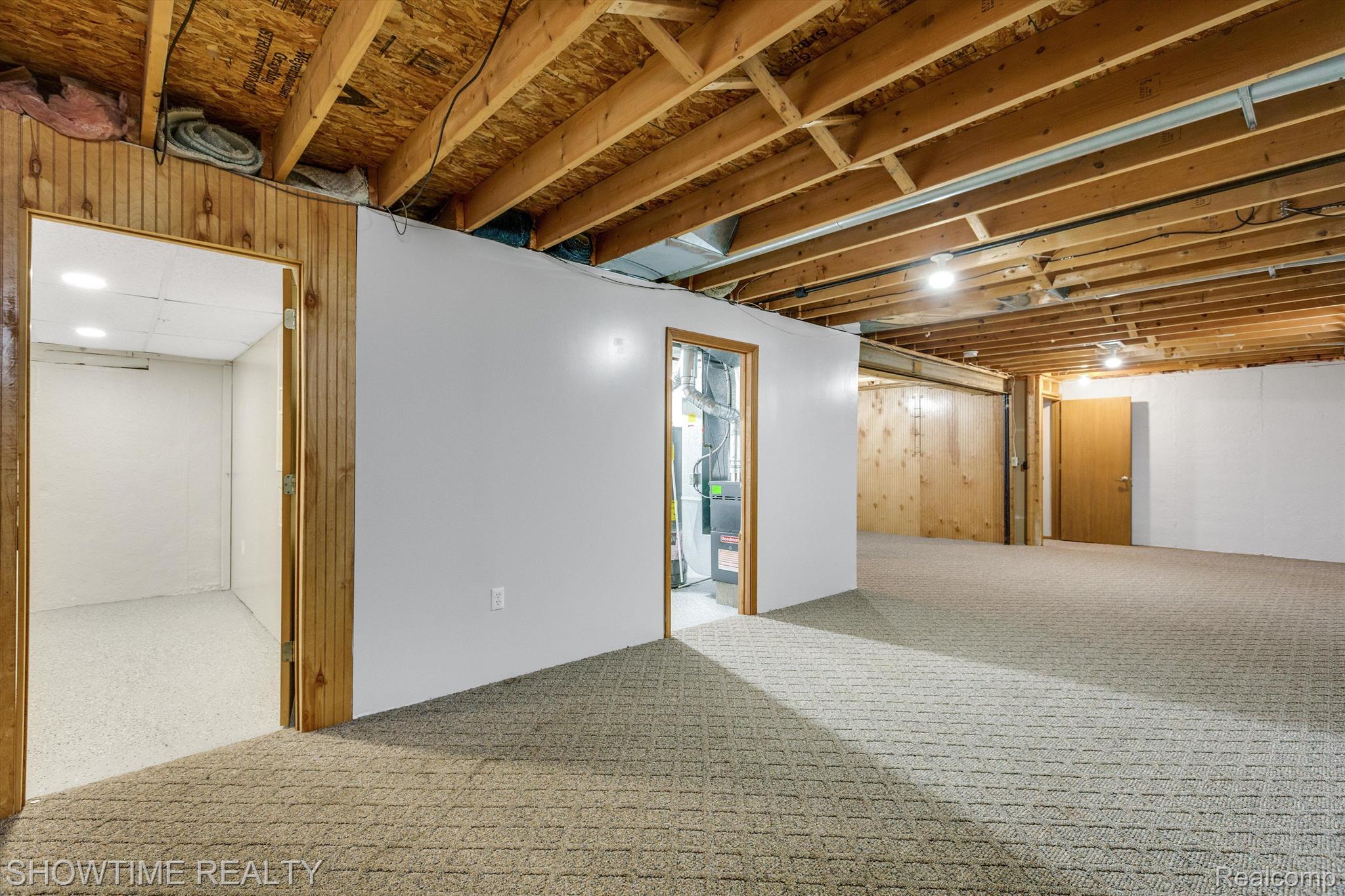 28599 WAUKETA Avenue