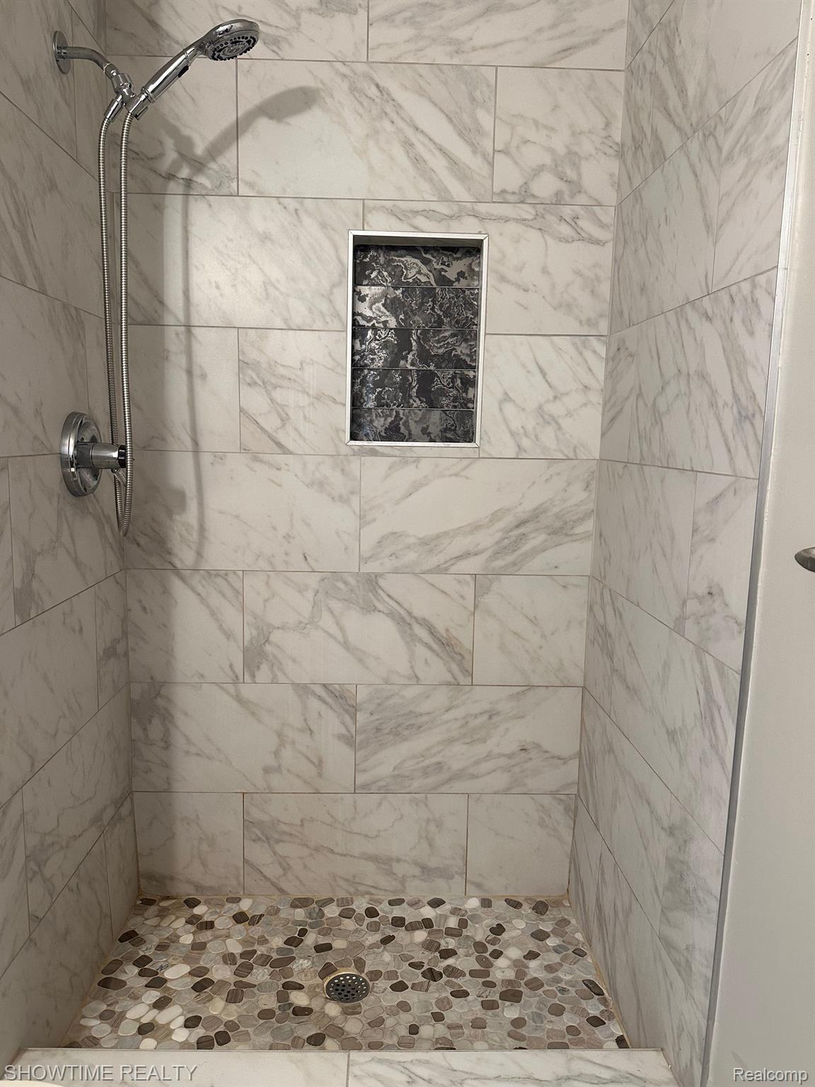 30671 HIDDEN PINES Lane