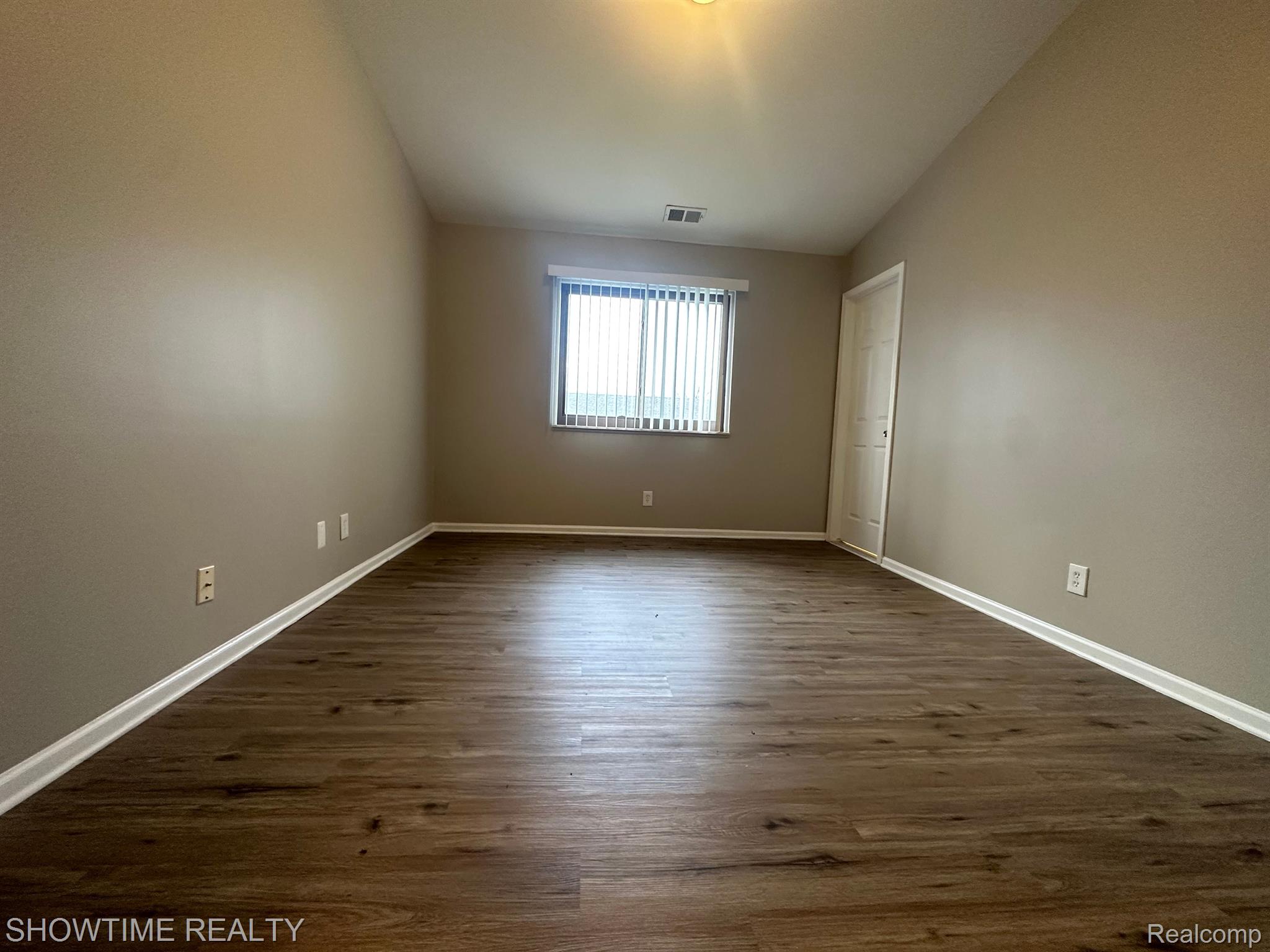 30671 HIDDEN PINES Lane