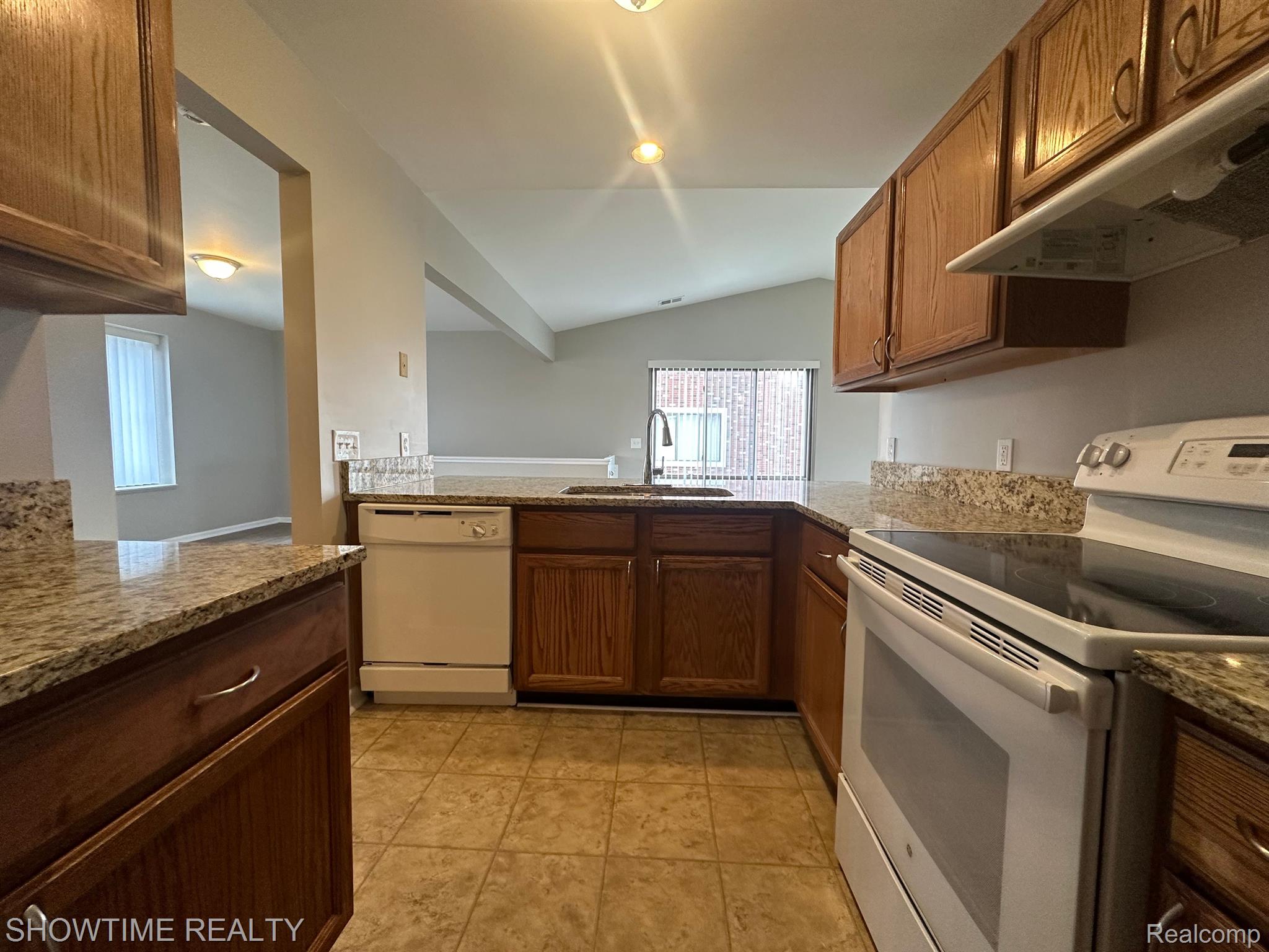 30671 HIDDEN PINES Lane