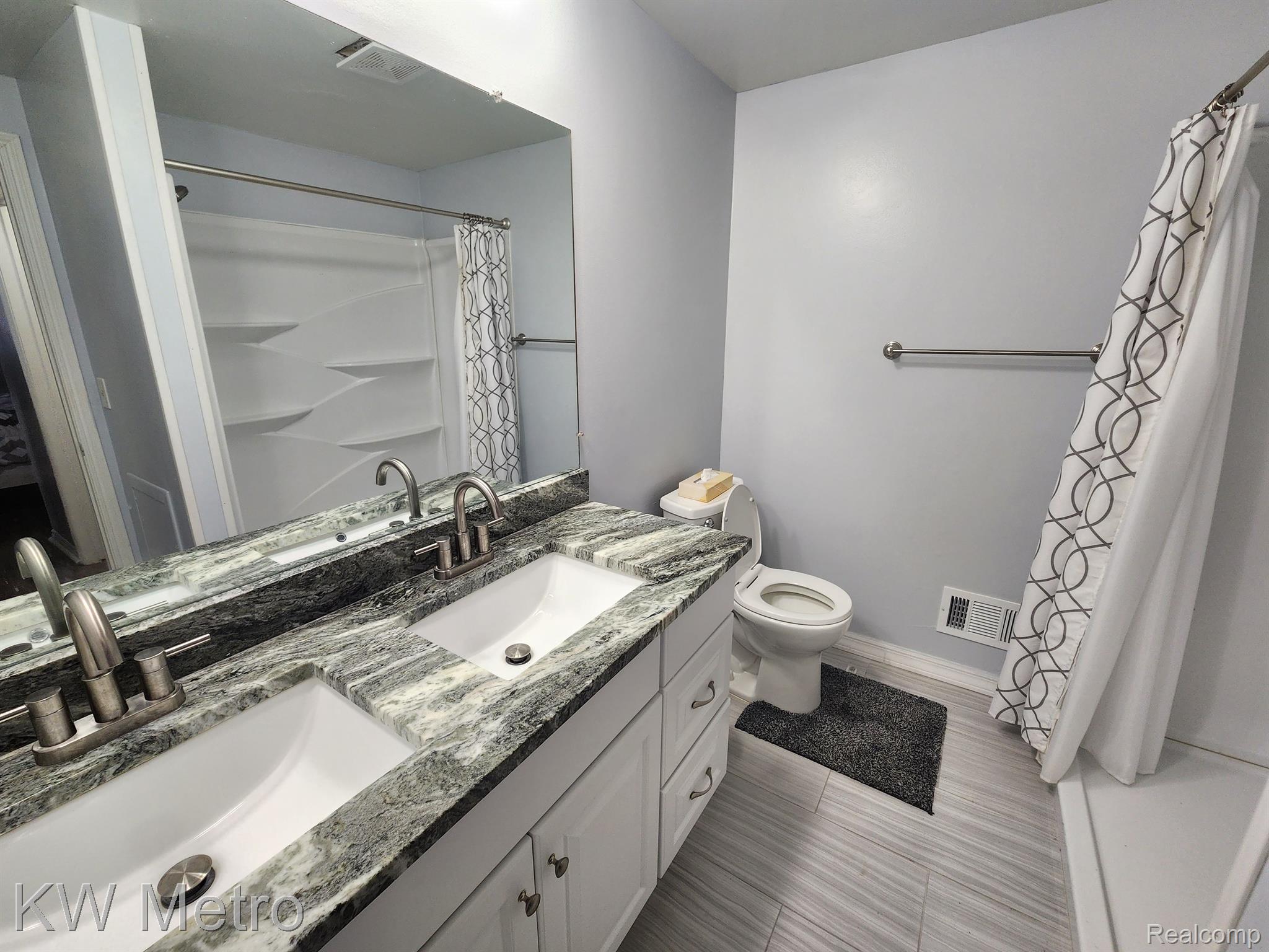 13968 CHAMPAGNE Drive