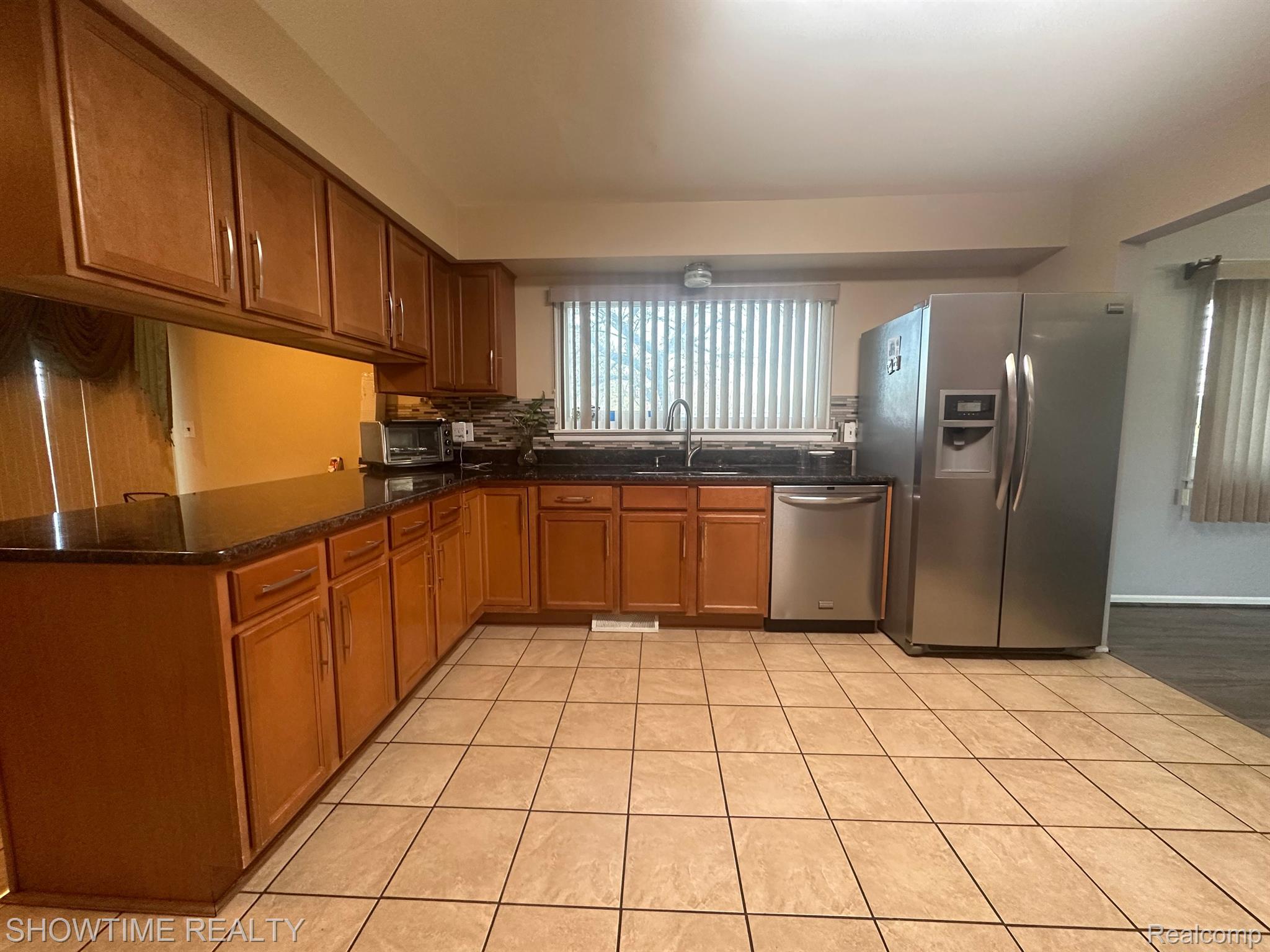 680 MANCHESTER Street