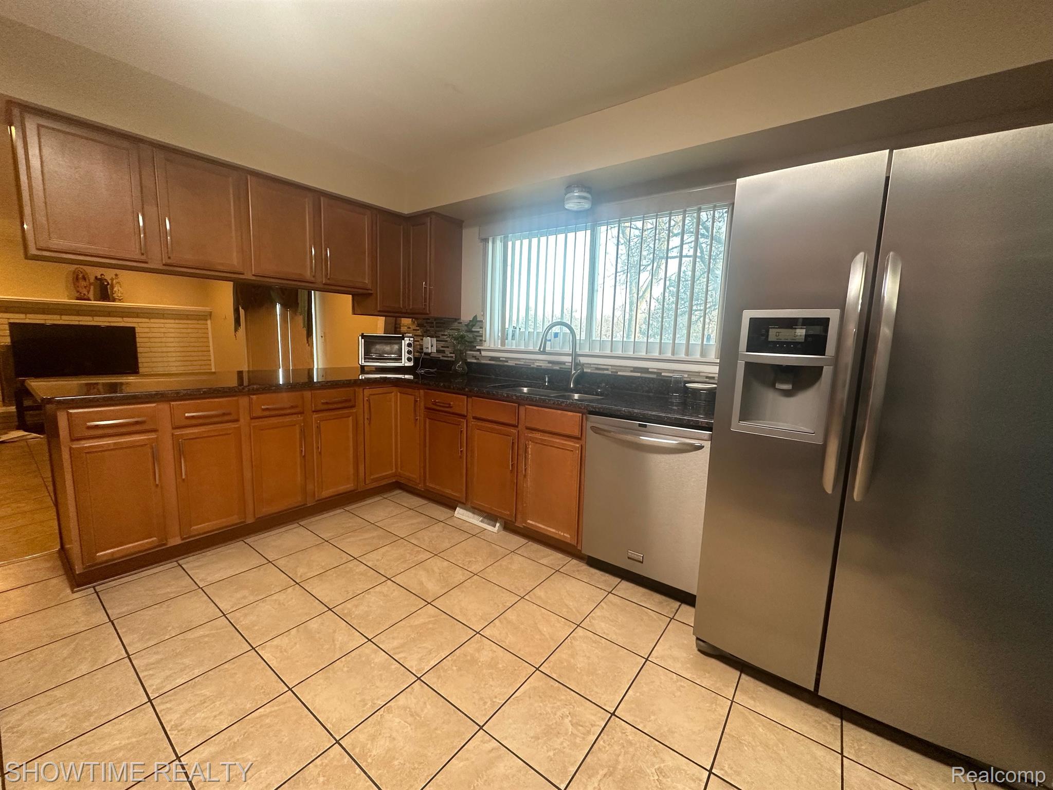 680 MANCHESTER Street