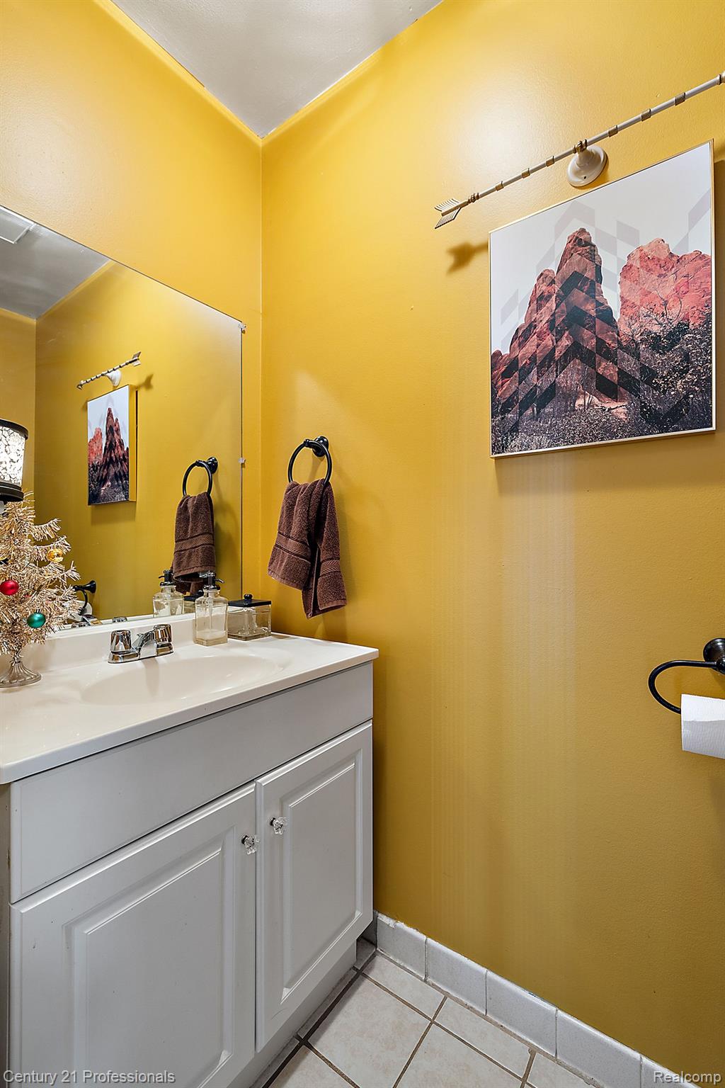 37054 W ARAGONA Drive