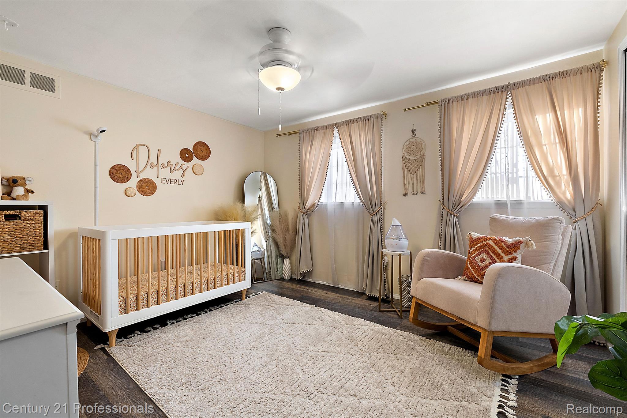 37054 W ARAGONA Drive