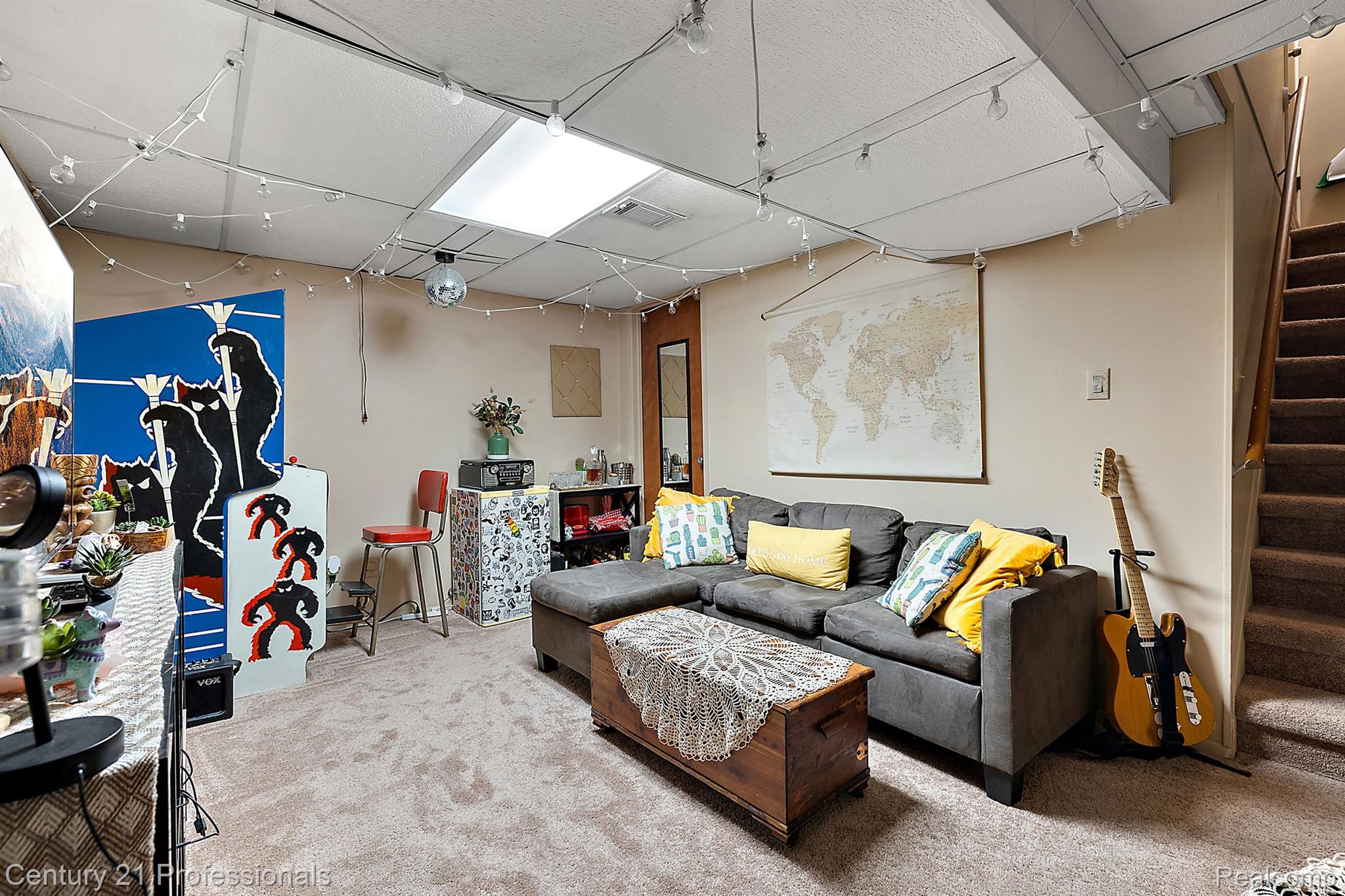 37054 W ARAGONA Drive