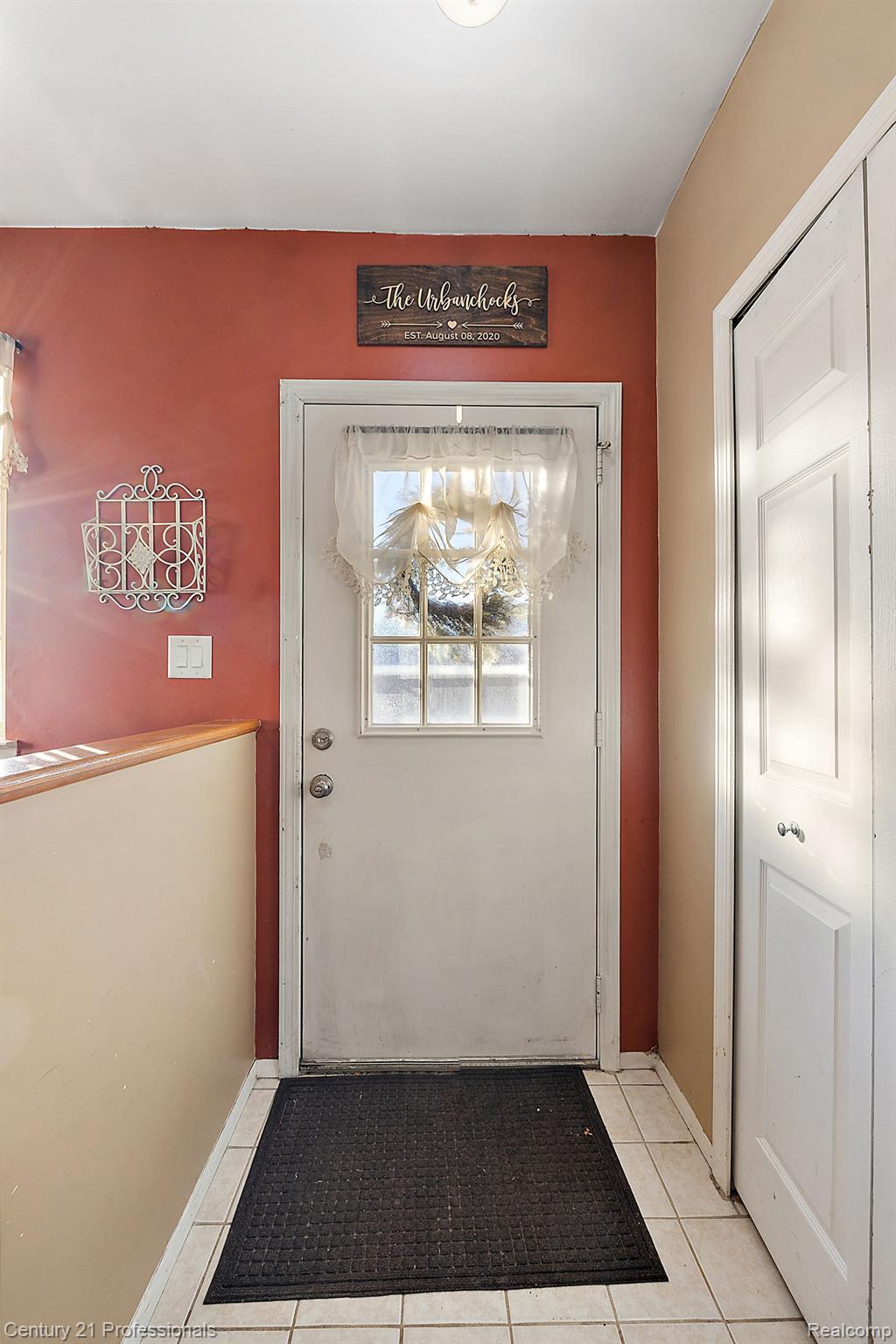 37054 W ARAGONA Drive