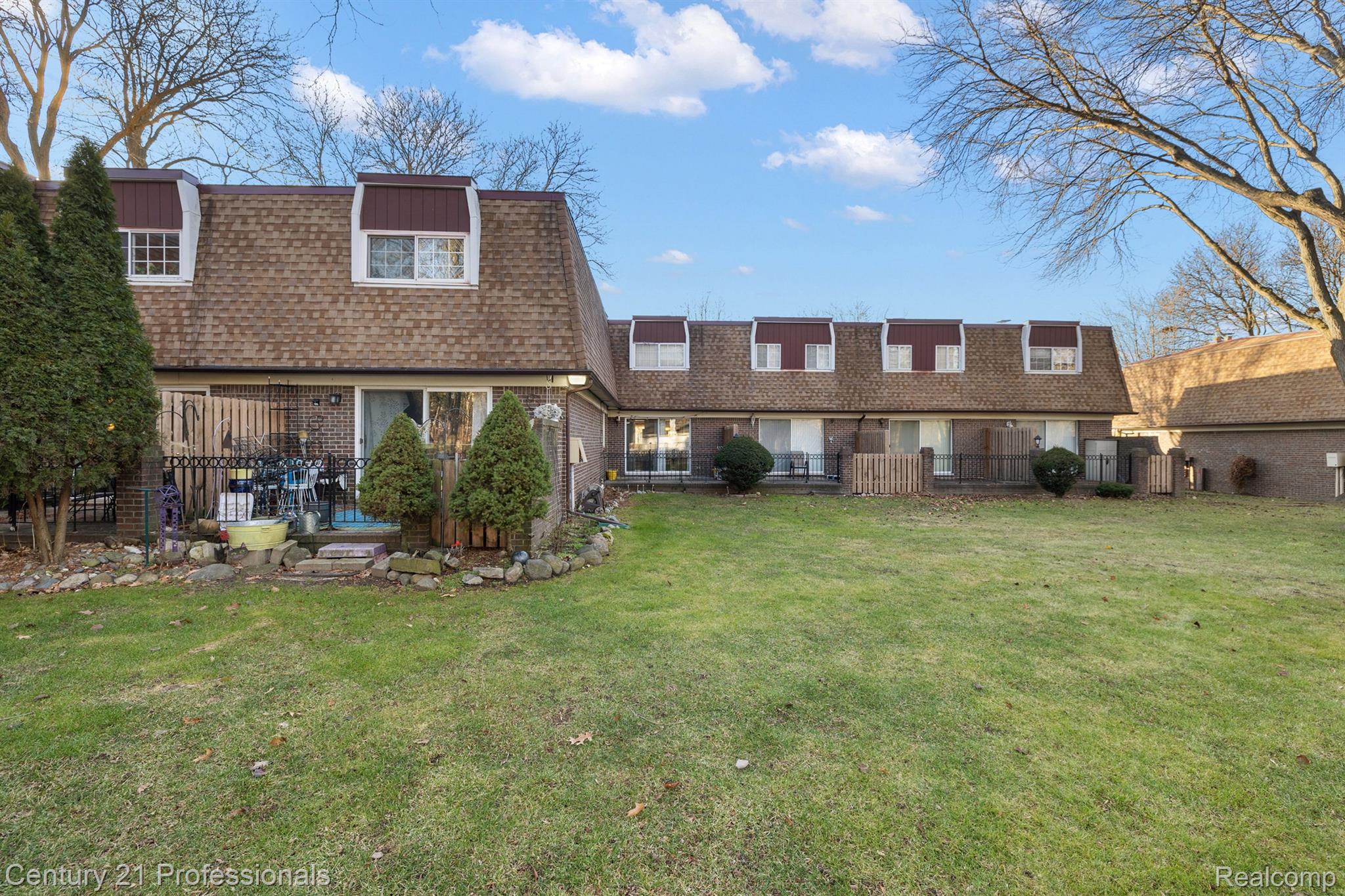 37054 W ARAGONA Drive