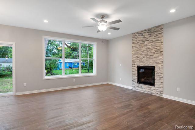 2986 Hessel Ave Drive