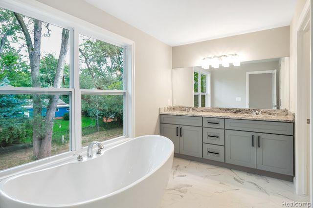 2986 Hessel Ave Drive