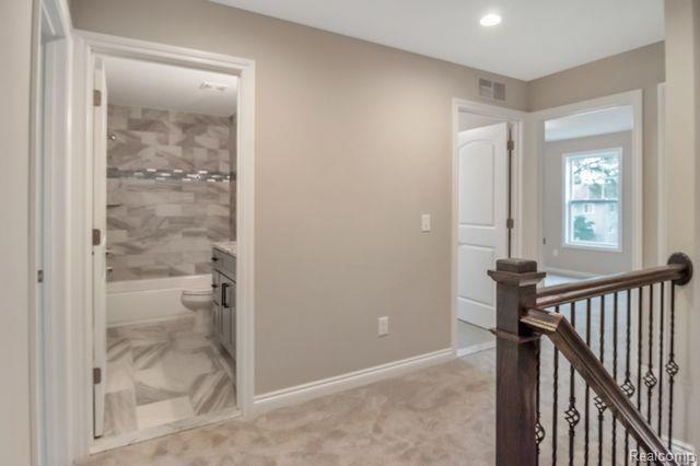 2986 Hessel Ave Drive