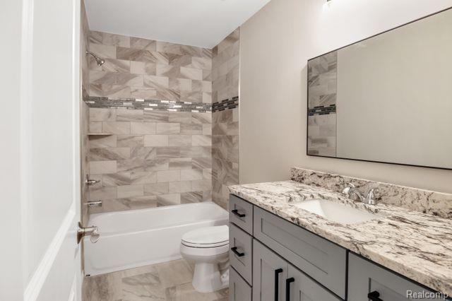 2986 Hessel Ave Drive