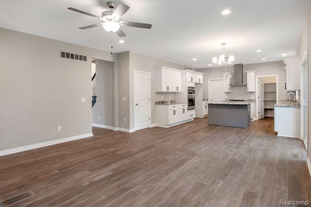 2986 Hessel Ave Drive