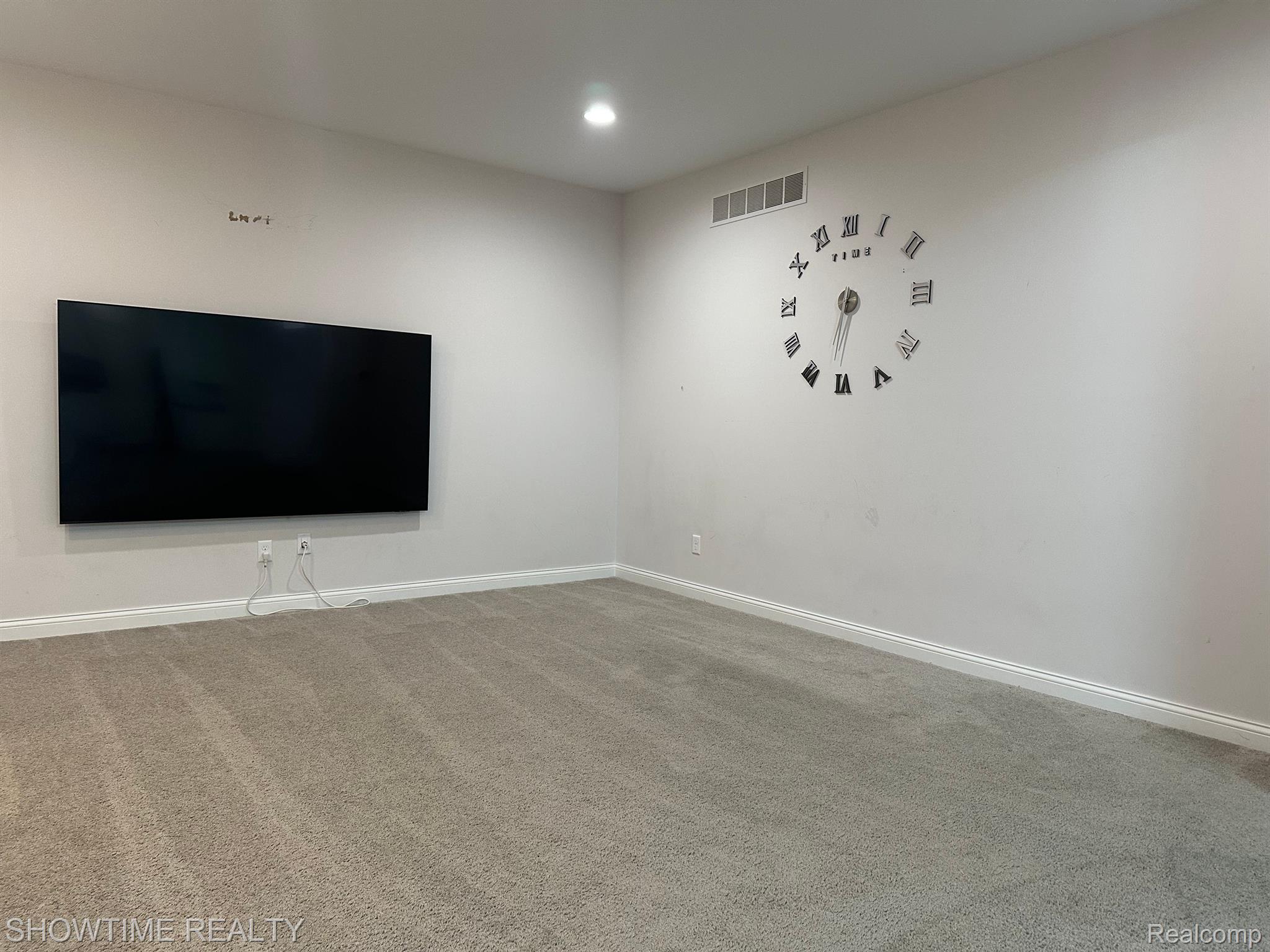 48564 IVORY ORCHARD Drive