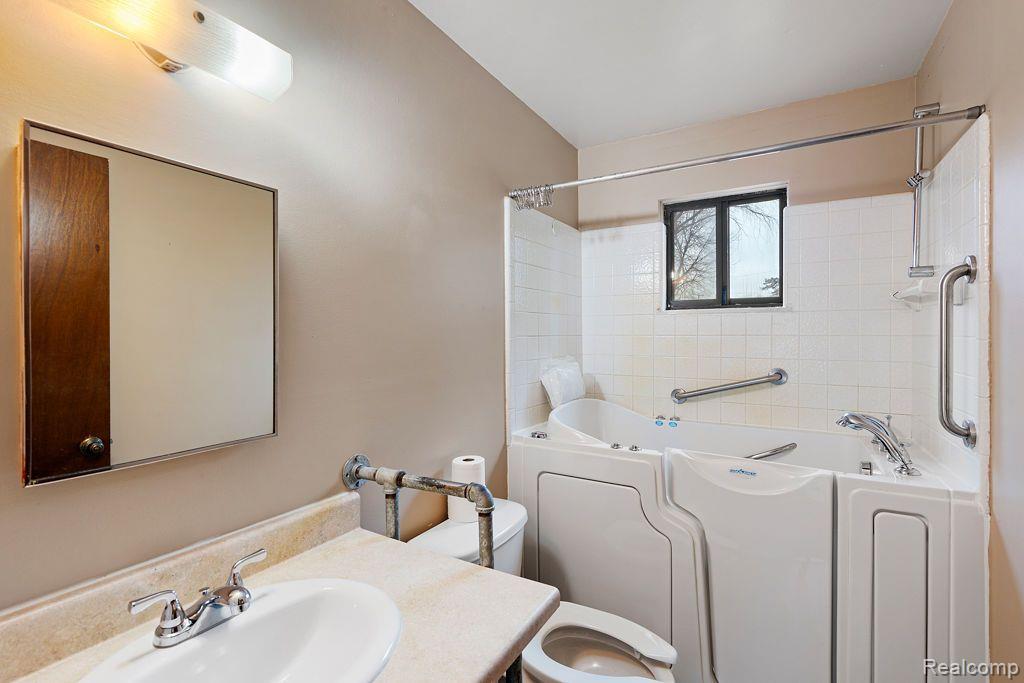 2382 VIRGINIA PARK Drive