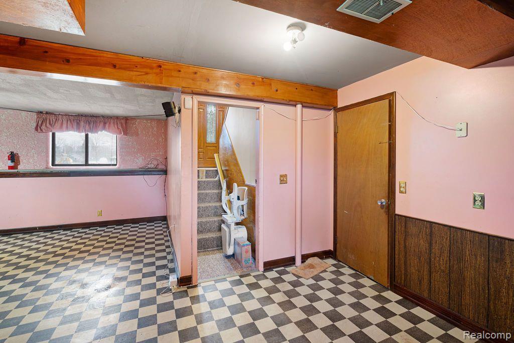 2382 VIRGINIA PARK Drive