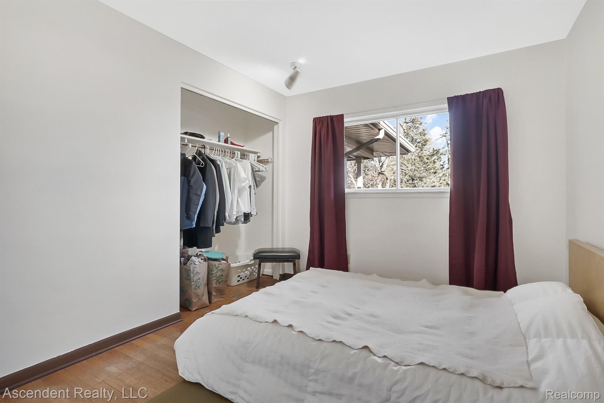 16 AVONWOOD Boulevard