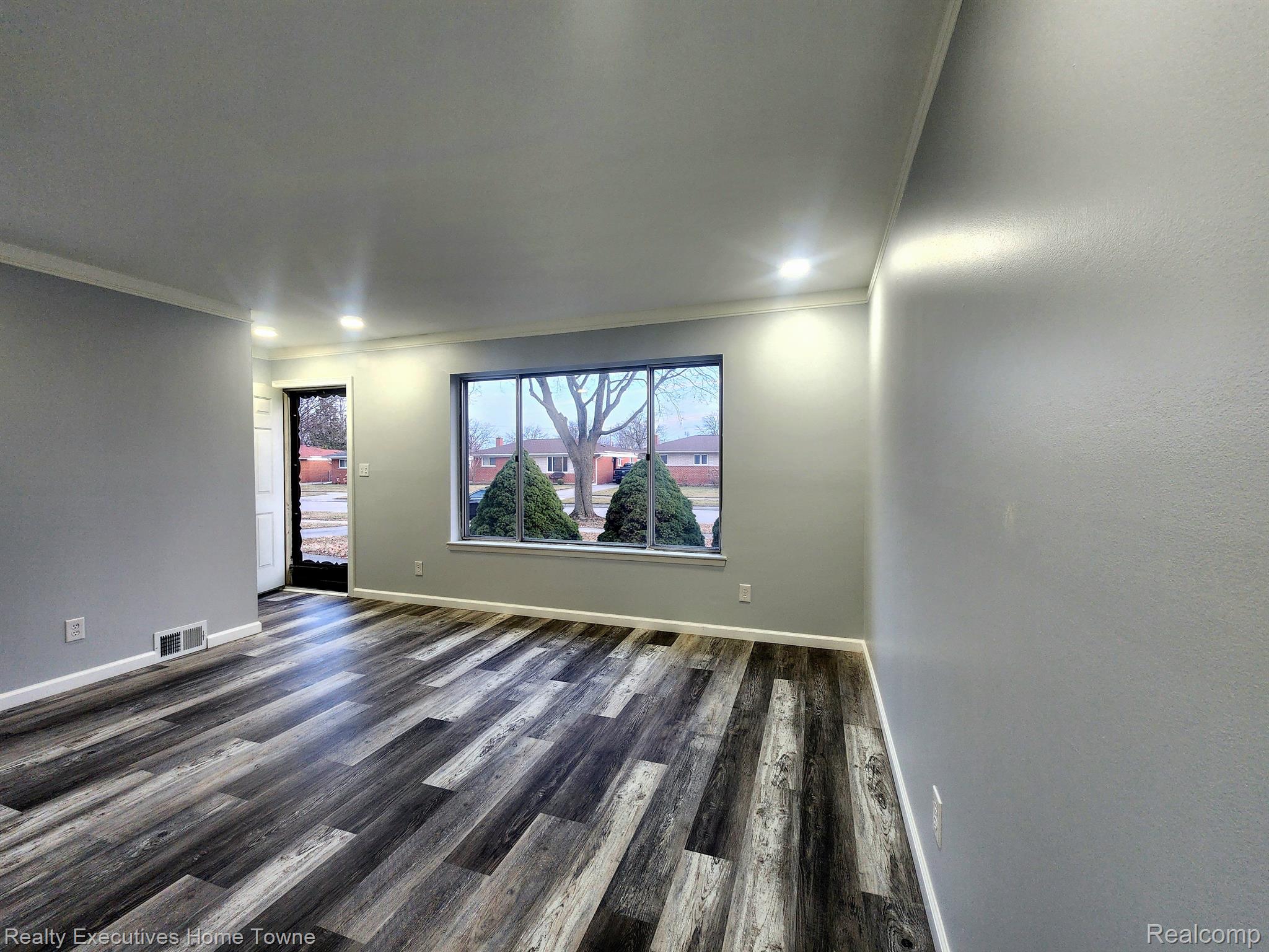 14567 COLPAERT Drive