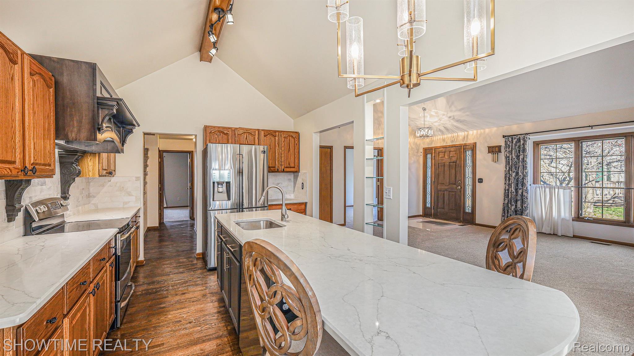 54636 CAMBRIDGE Drive