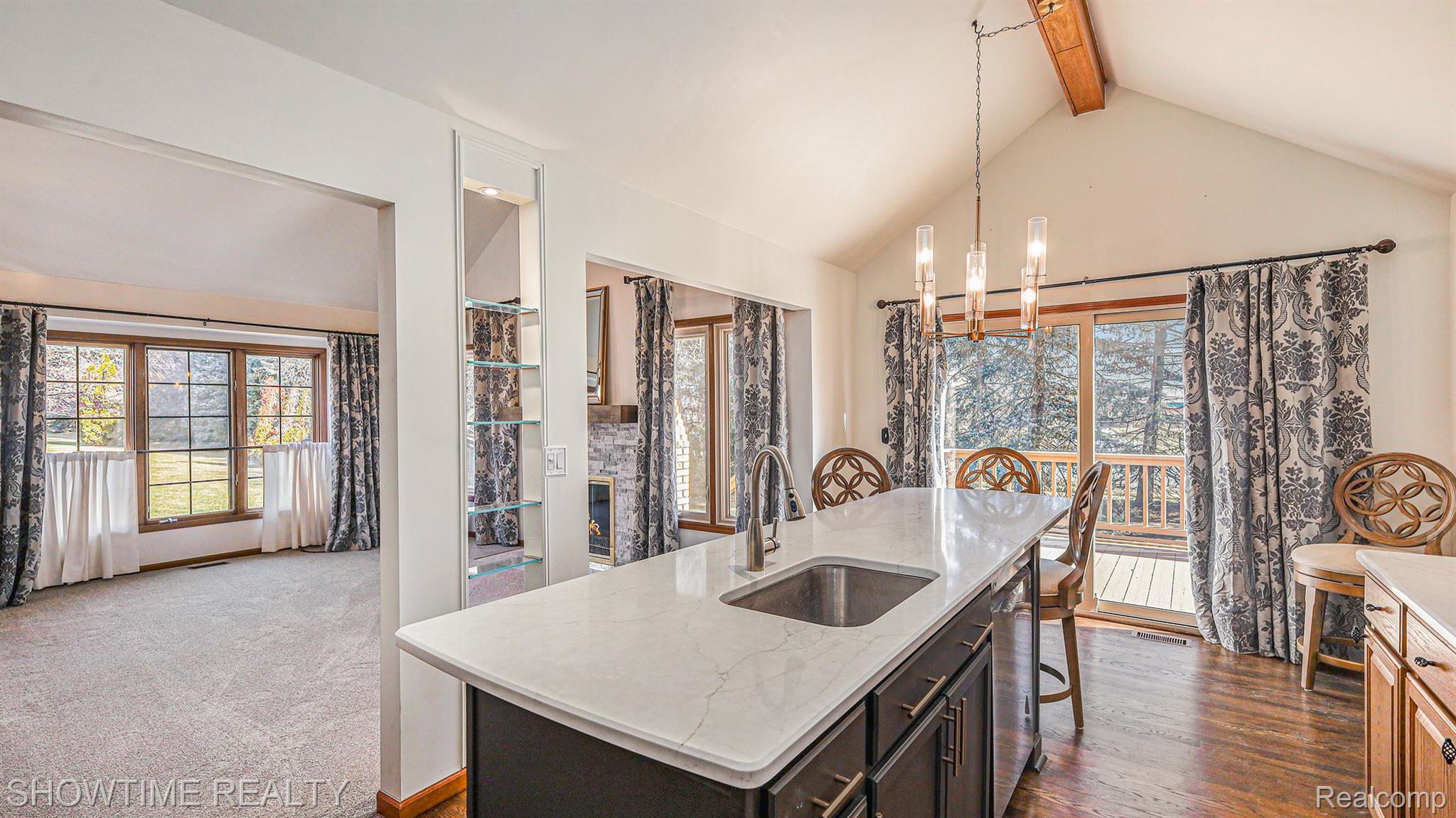 54636 CAMBRIDGE Drive