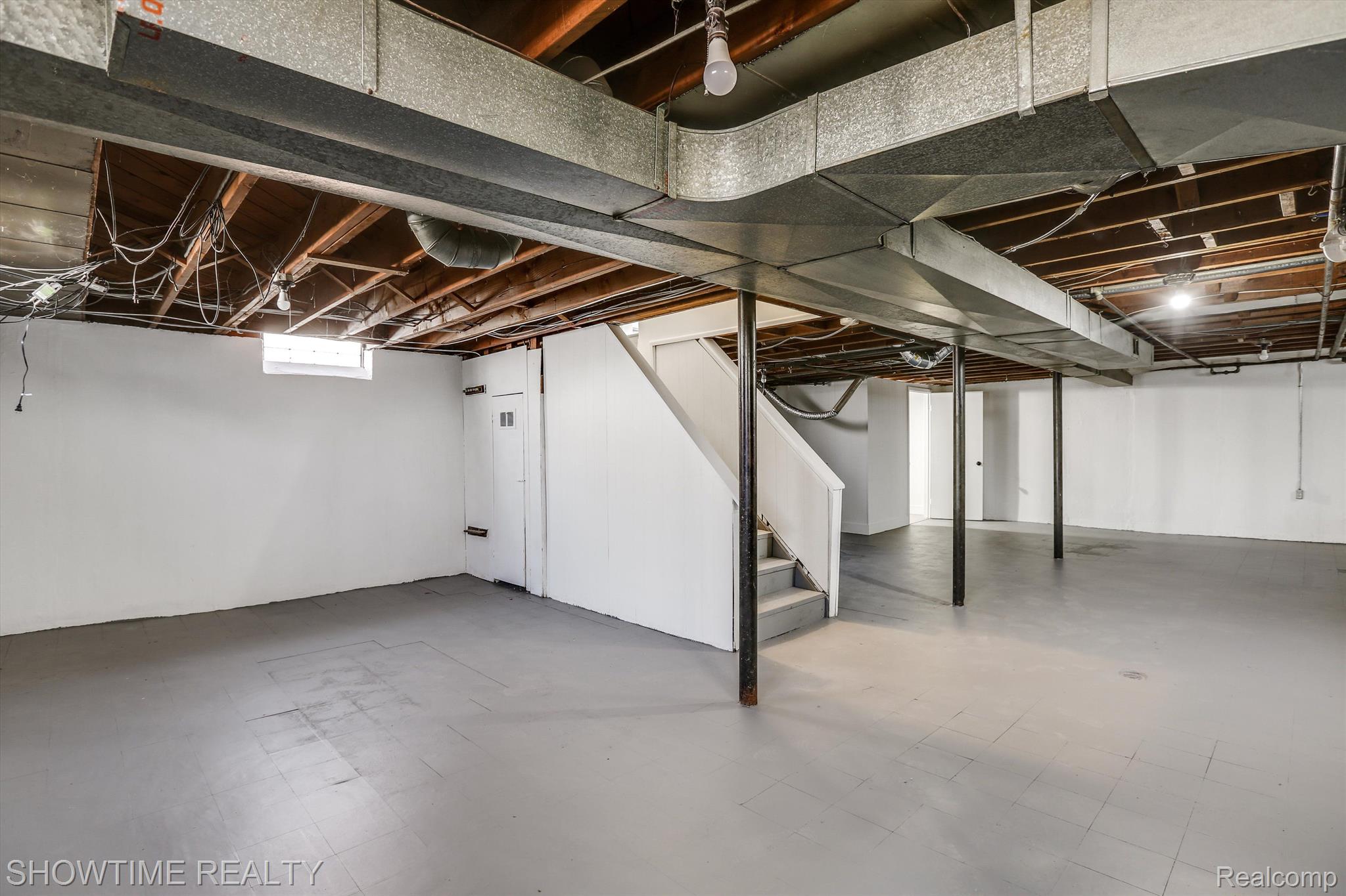 32401 VAN DOVER Street