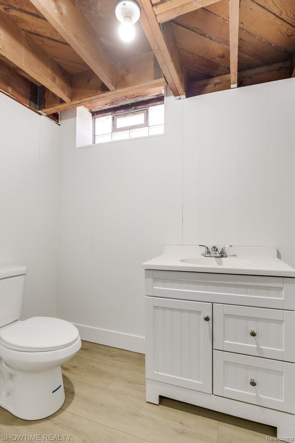 32401 VAN DOVER Street