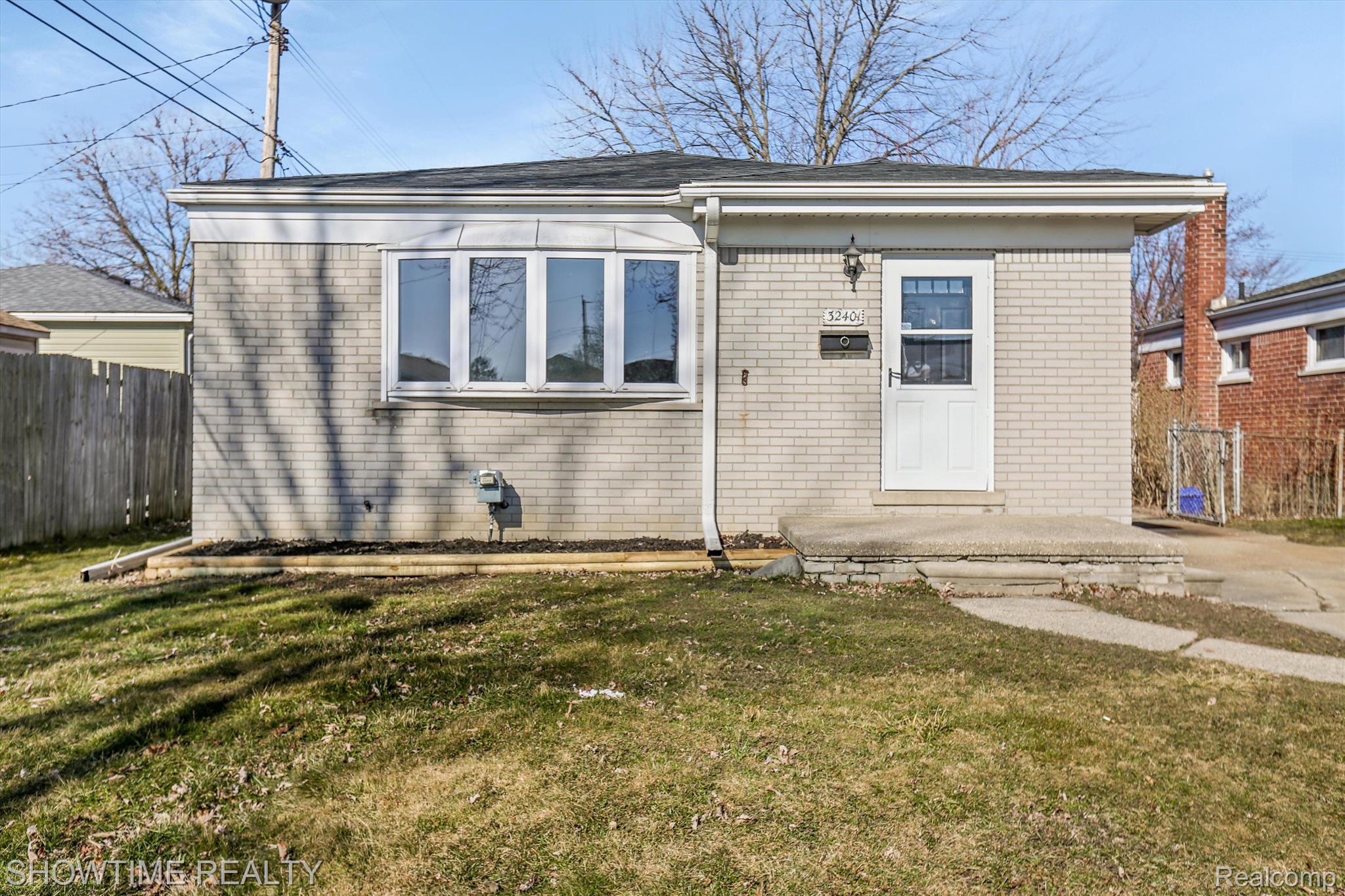 32401 VAN DOVER Street