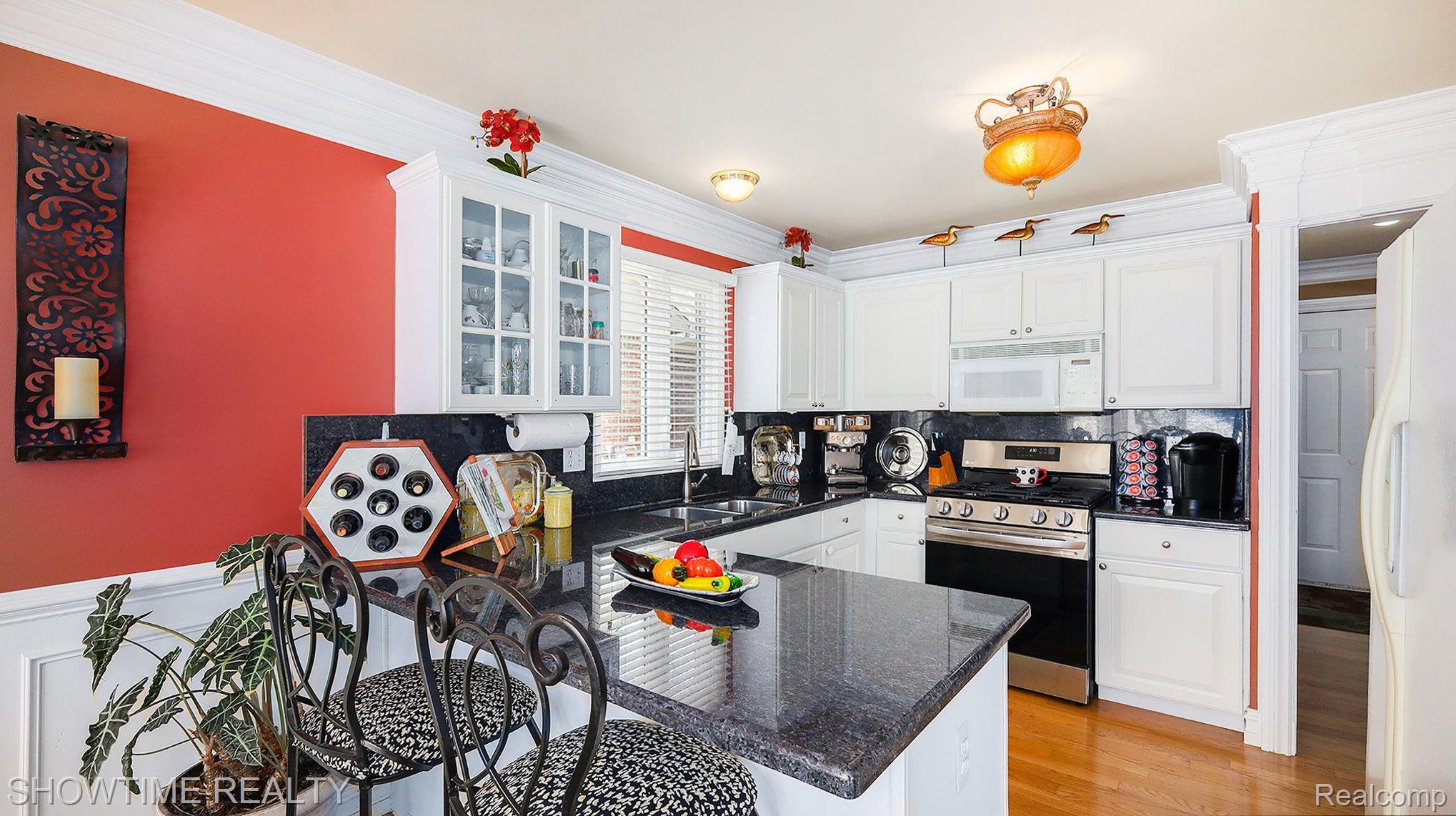 6548 BERKSHIRE Drive